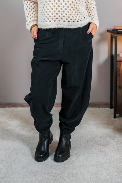 Ballonhose in feiner Cord-Optik, schwarz
