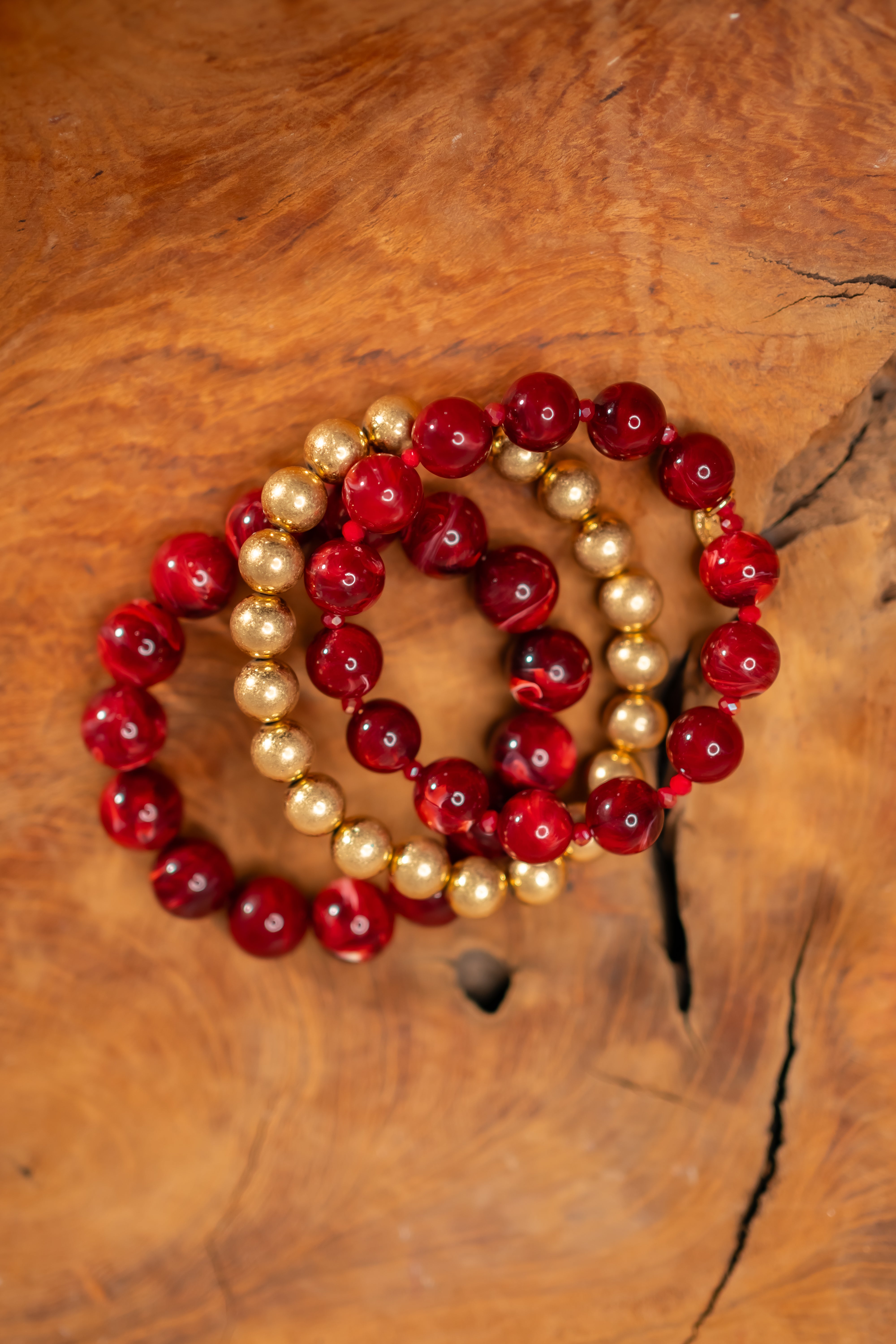 Armband-Set mit Perlen, weinrot-gold