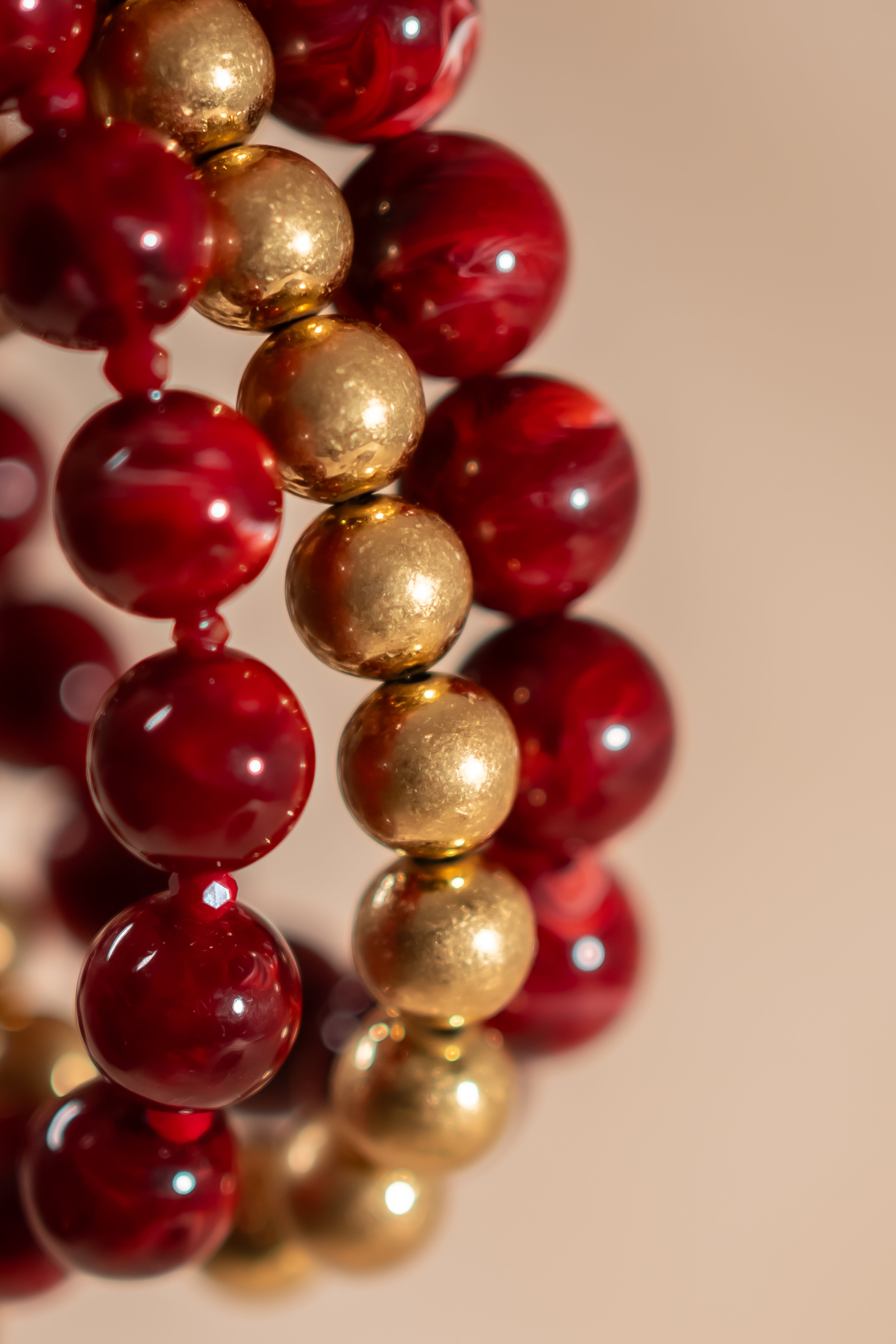 Armband-Set mit Perlen, weinrot-gold