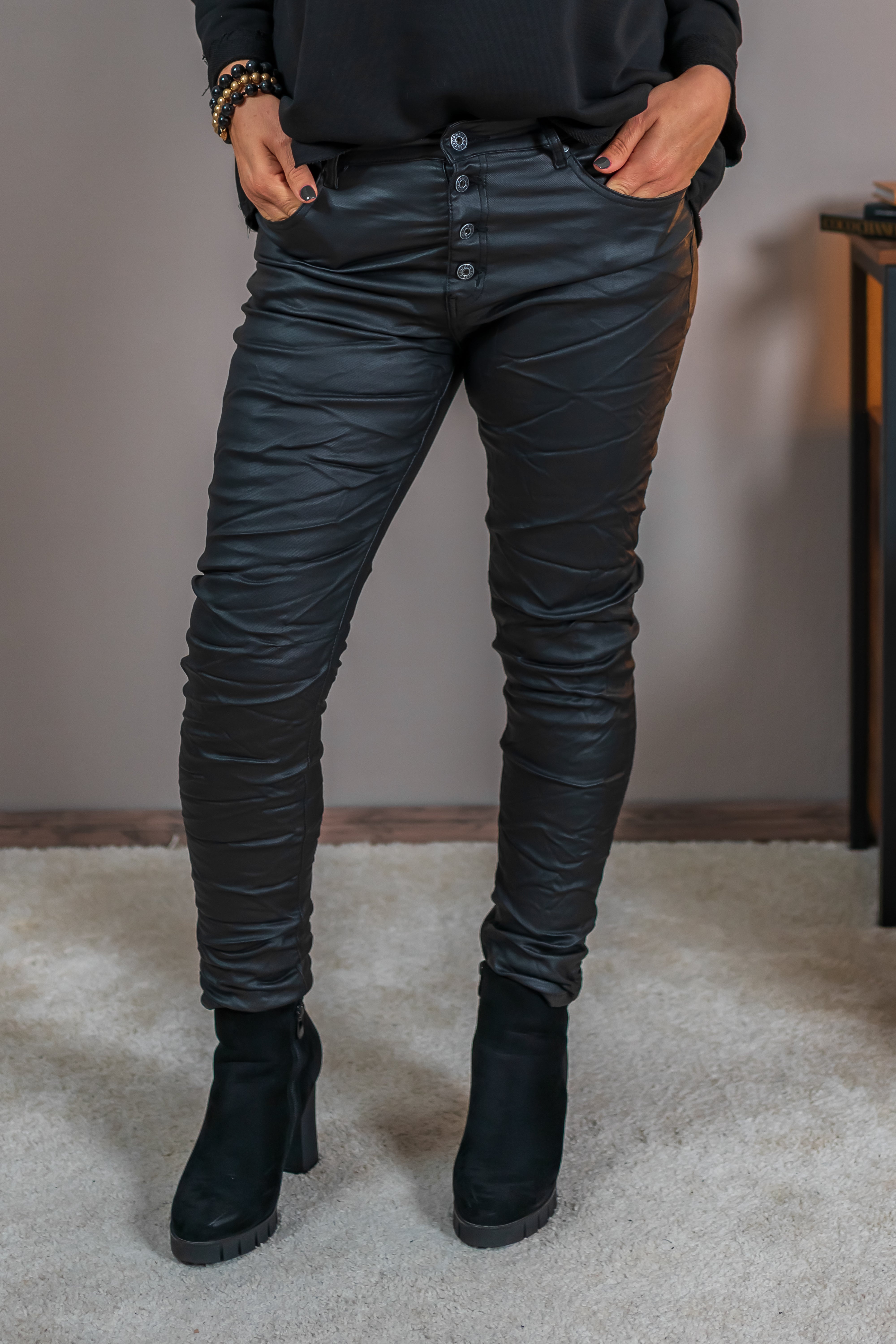 Lederimitatshose, schwarz