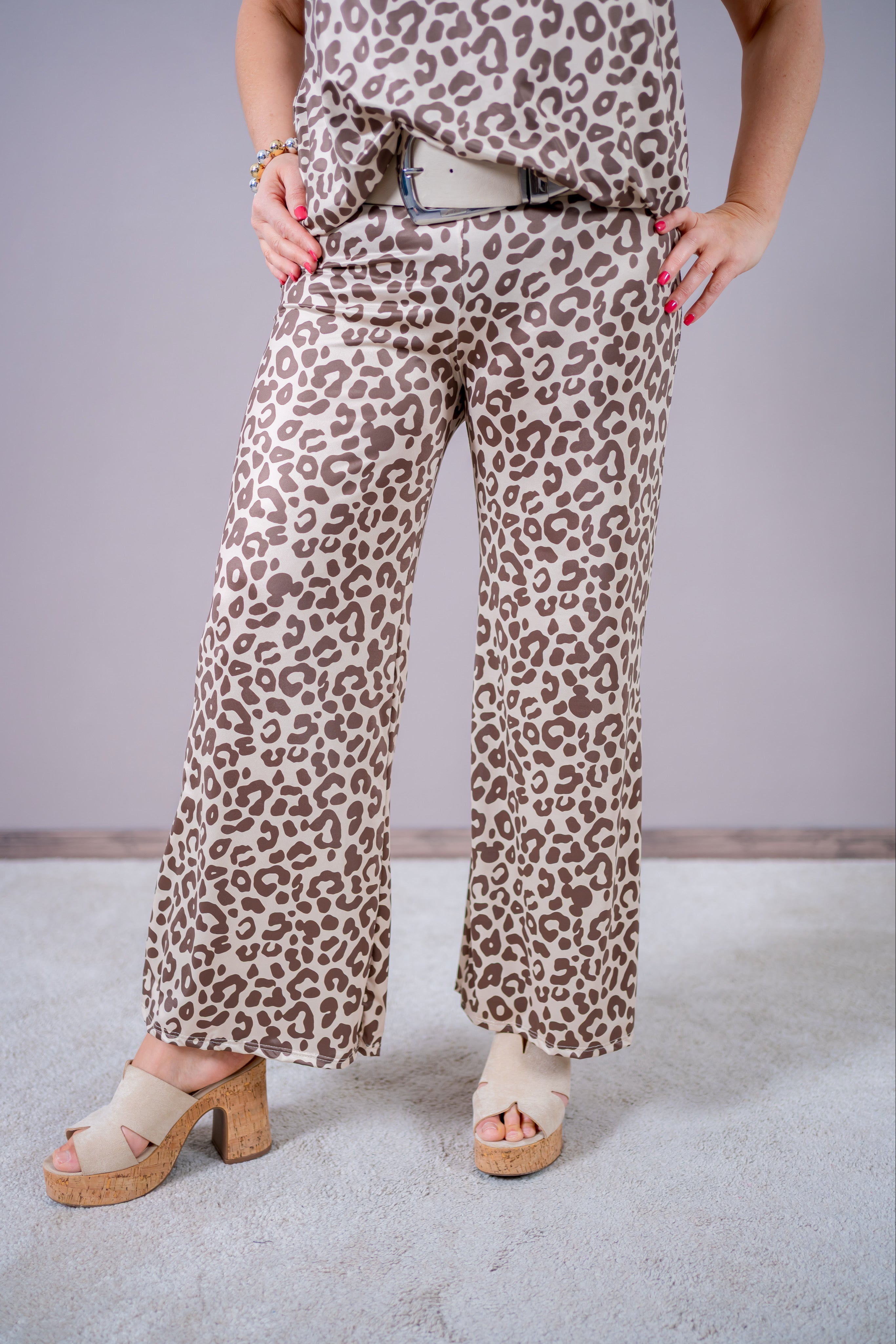 Leo-Set: Neckholder-Top + Stoffhose