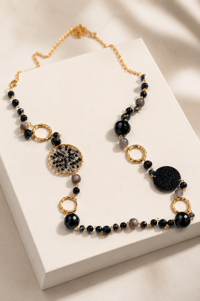 Boho Perlen Statement-Kette Schwarz/Gold