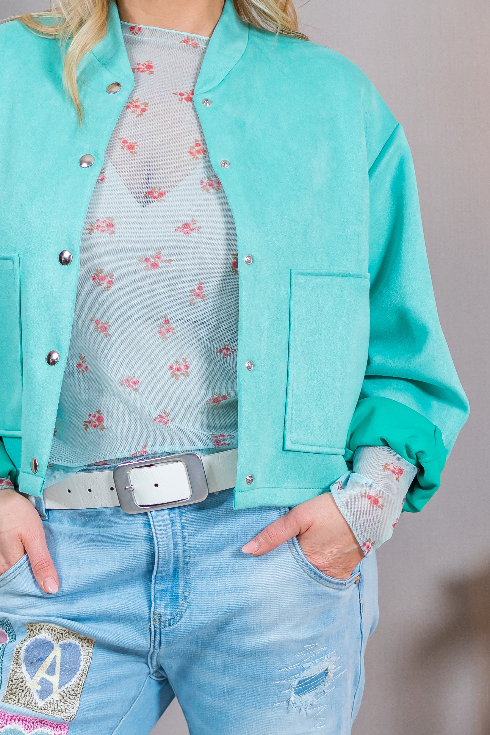 Leichtes Langarmshirt mit floralem Muster, mint