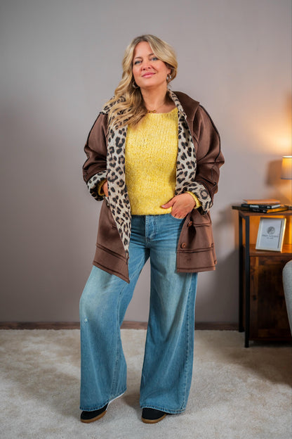 Stylische Jacke in Schokobraun mit Leo-Details