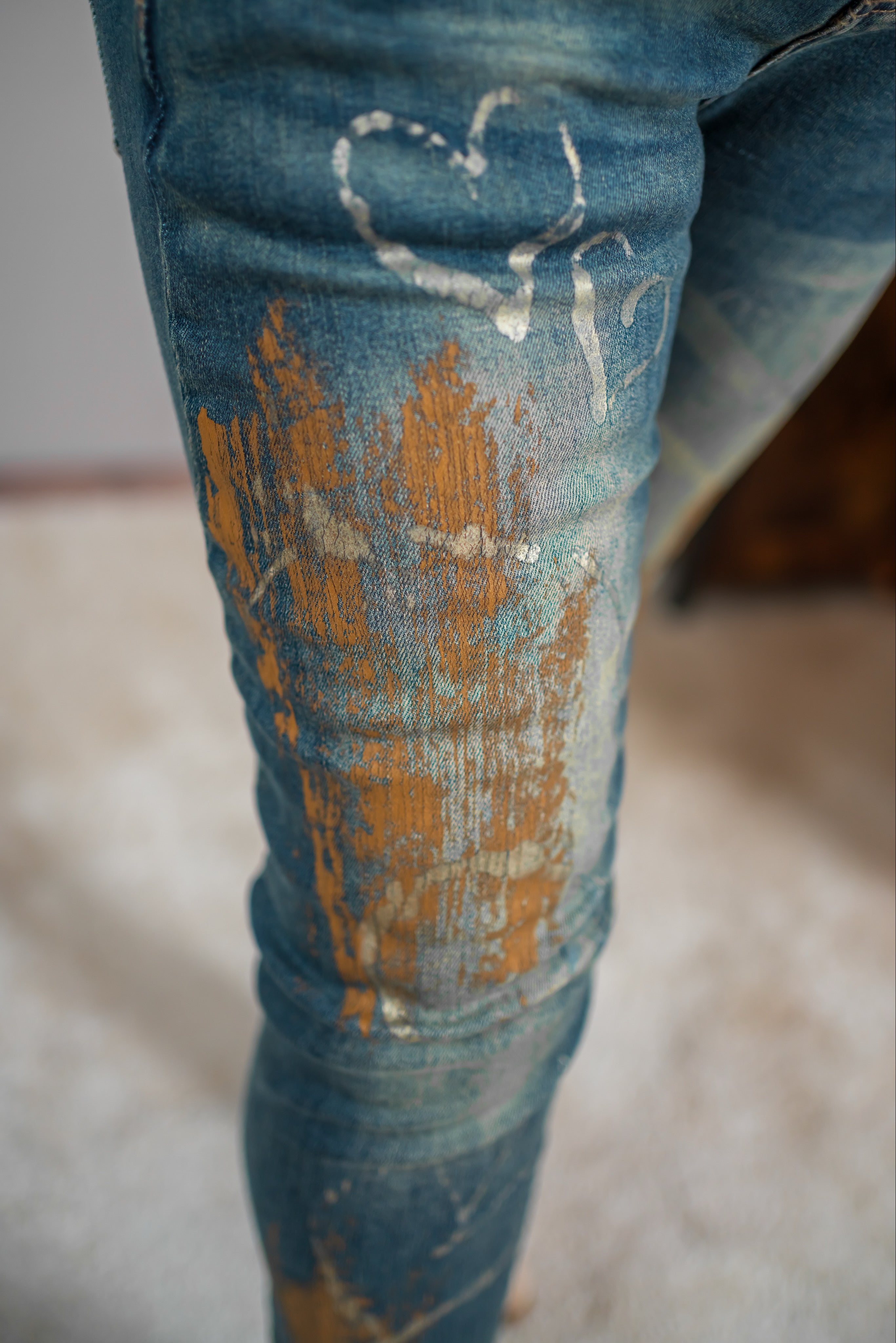 Jeans mit Paint-Effekt, mittelblau