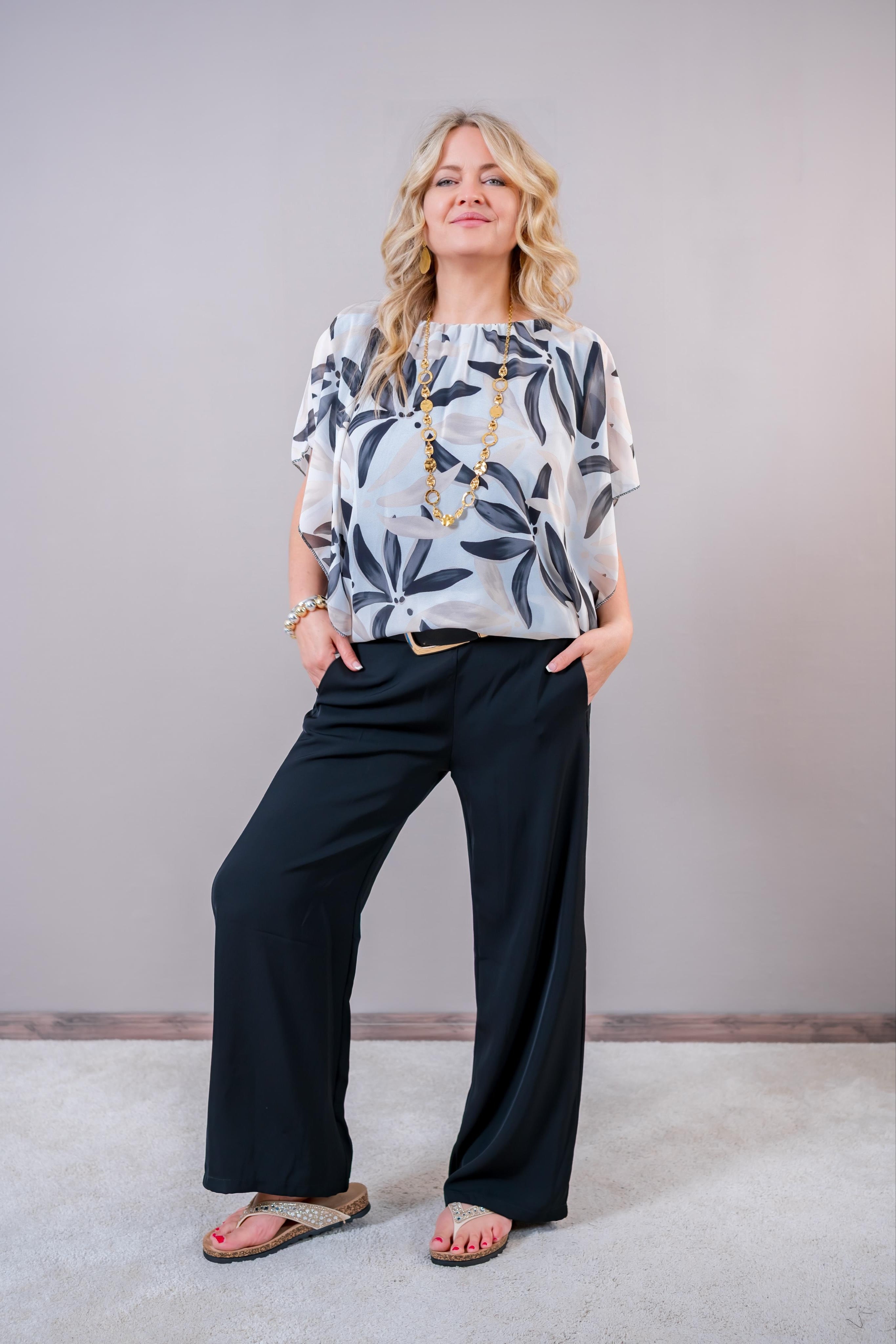 Chiffon-Bluse mit Fledermausärmel, gemustert