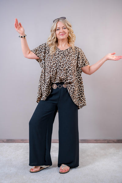 Oversize Tunika mit Leo-Muster, beige