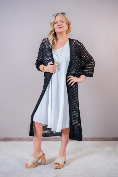 Elegantes Trägerkleid mit V-Ausschnitt, wollweiß