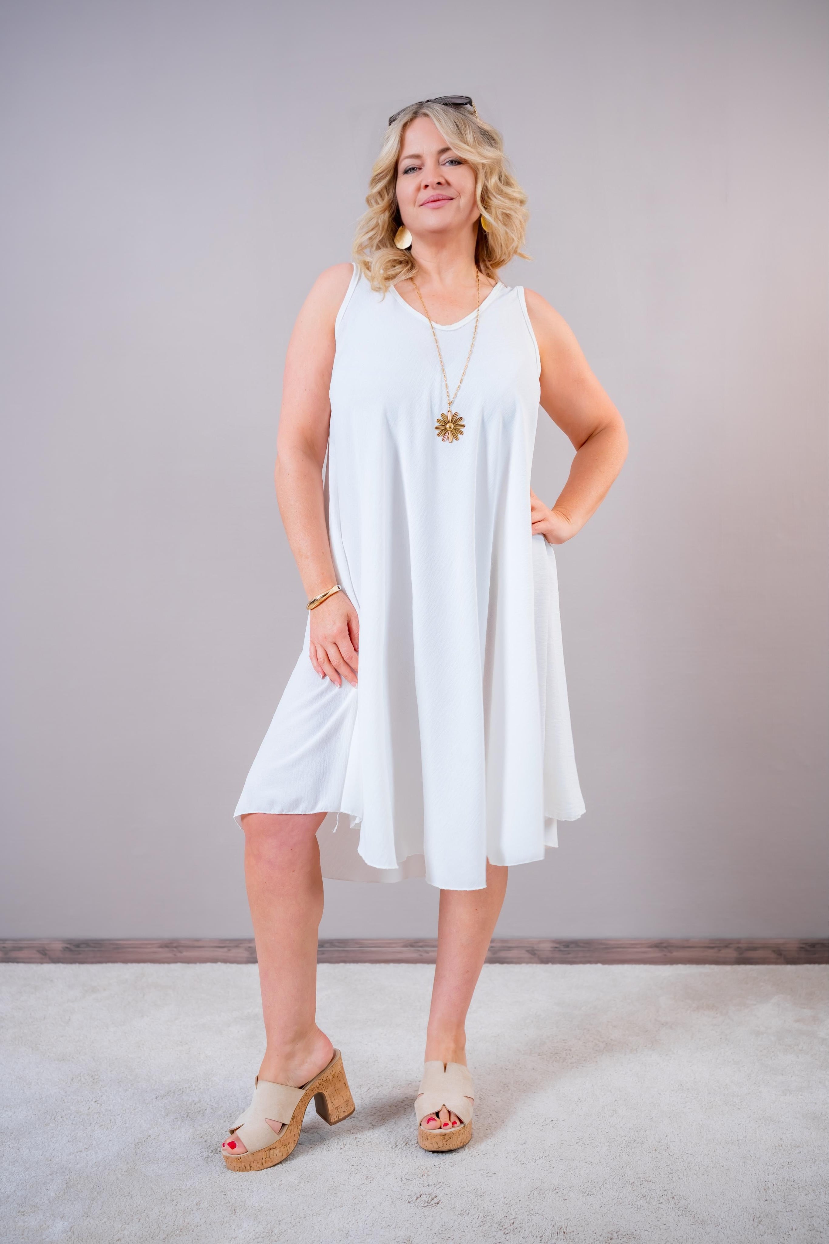 Elegantes Trägerkleid mit V-Ausschnitt, wollweiß
