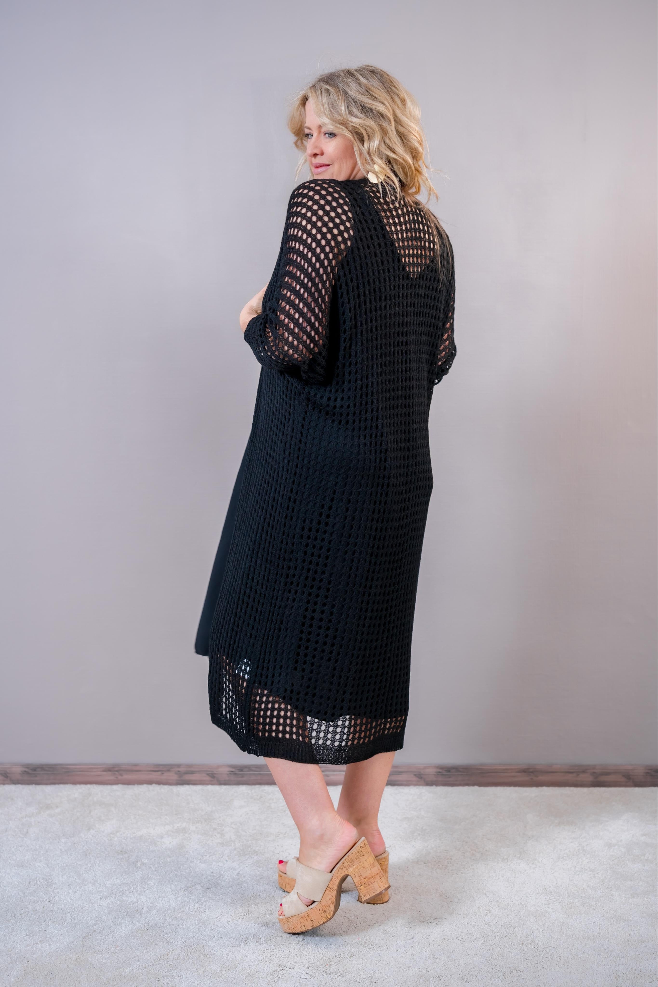 Elegantes Trägerkleid mit V-Ausschnitt, schwarz