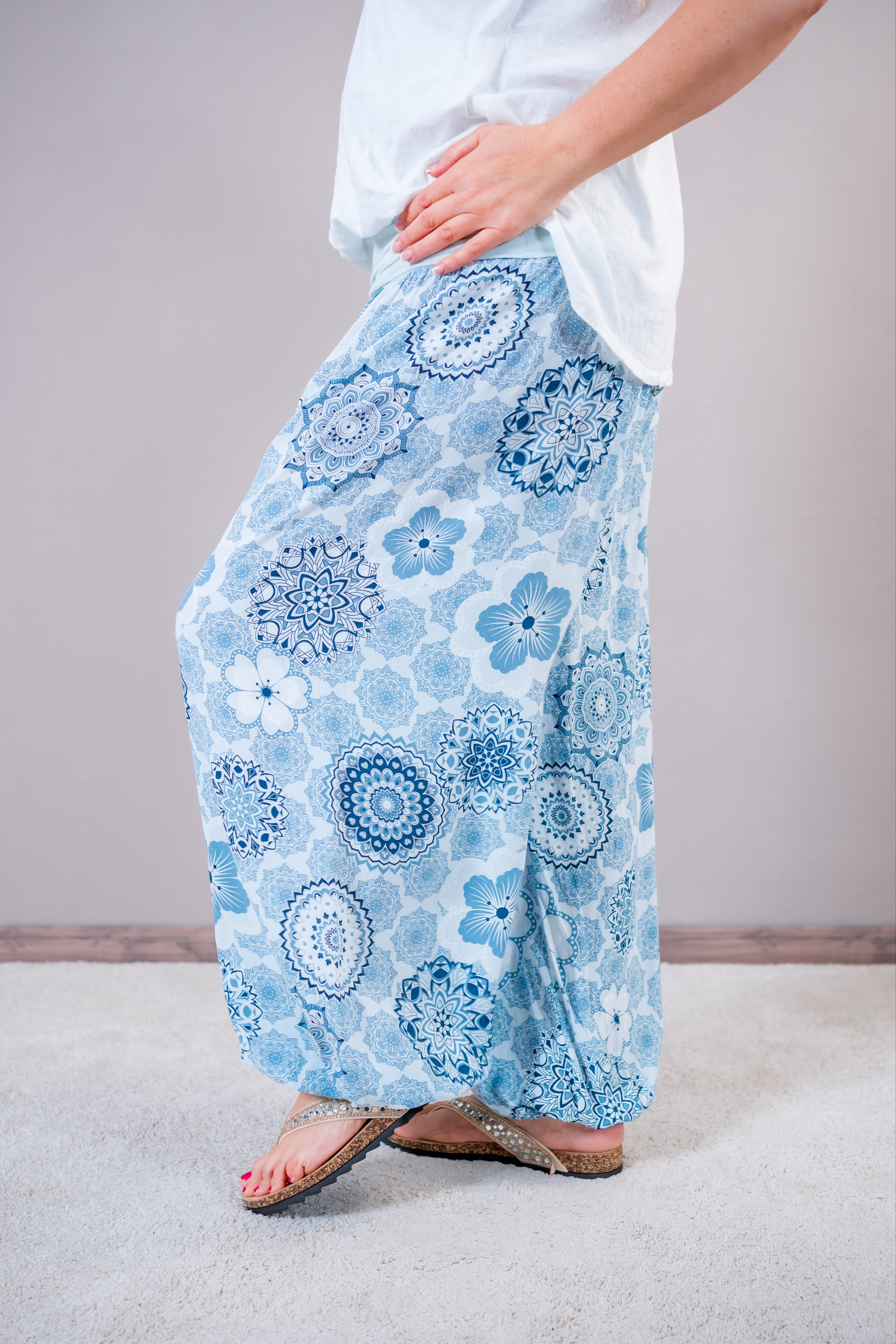 Harems-Hose mit Mandala-Muster, blau/grau/mint