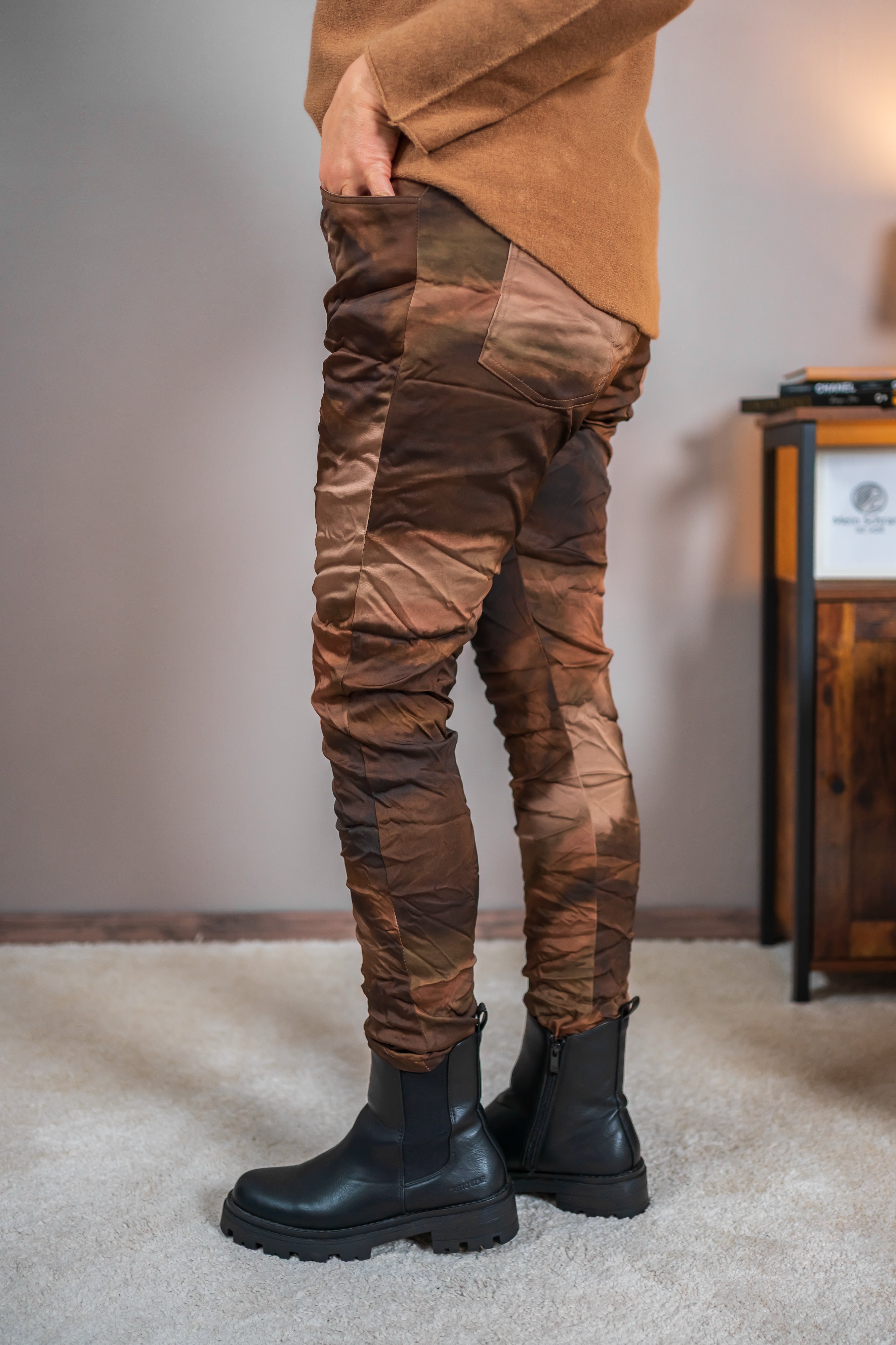Stretchhose mit Washed-Effekt, braun/beige