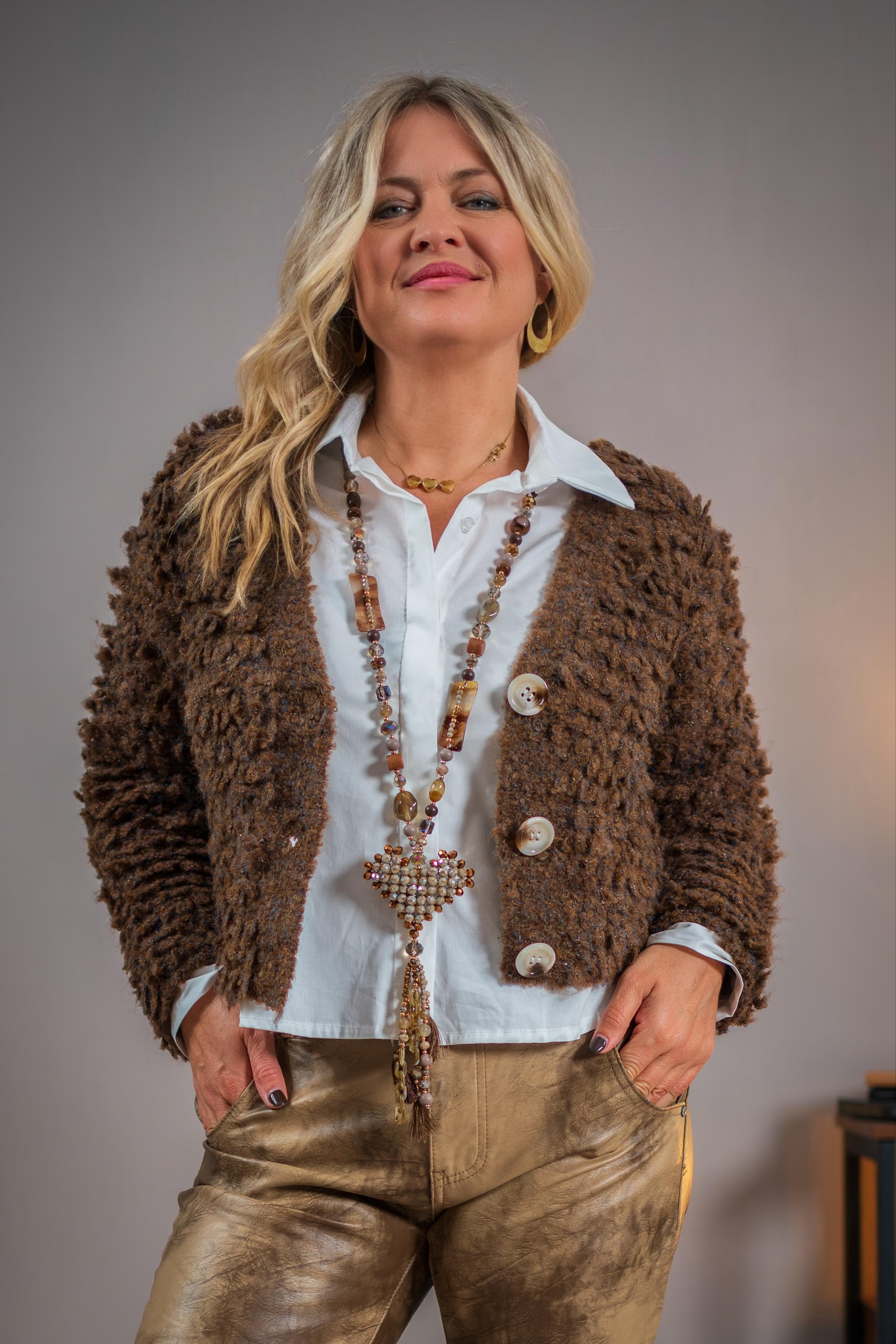 Bouclé-Strickjacke, braun