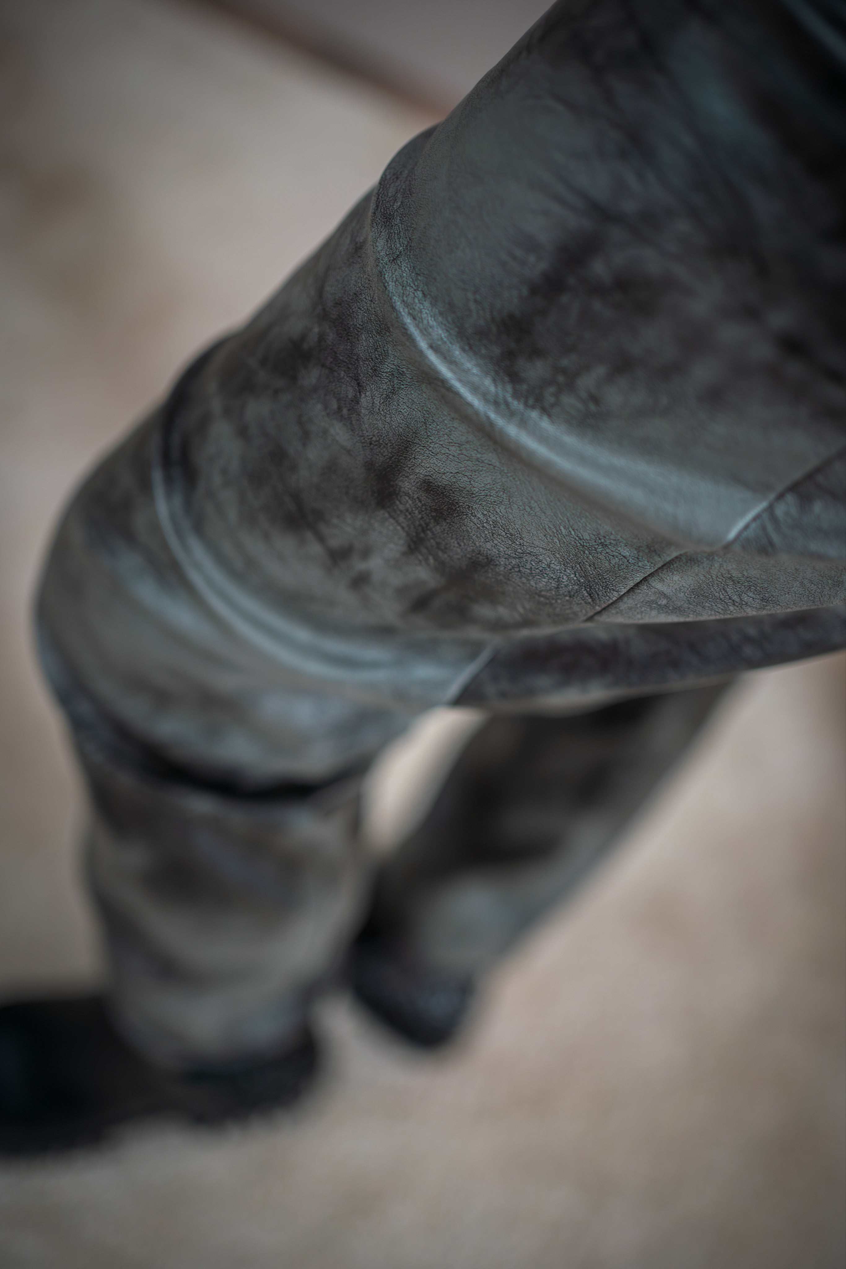 Lederimitatshose, grau-schwarz
