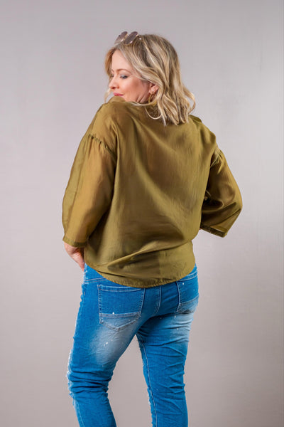 Bluse mit eleganten Volants, olivgrün