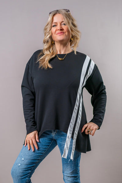 Sweatshirt mit diagonalem Kontraststreifen, schwarz
