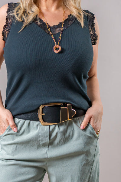 Top mit Spitzen-Ausschnitt, schwarz