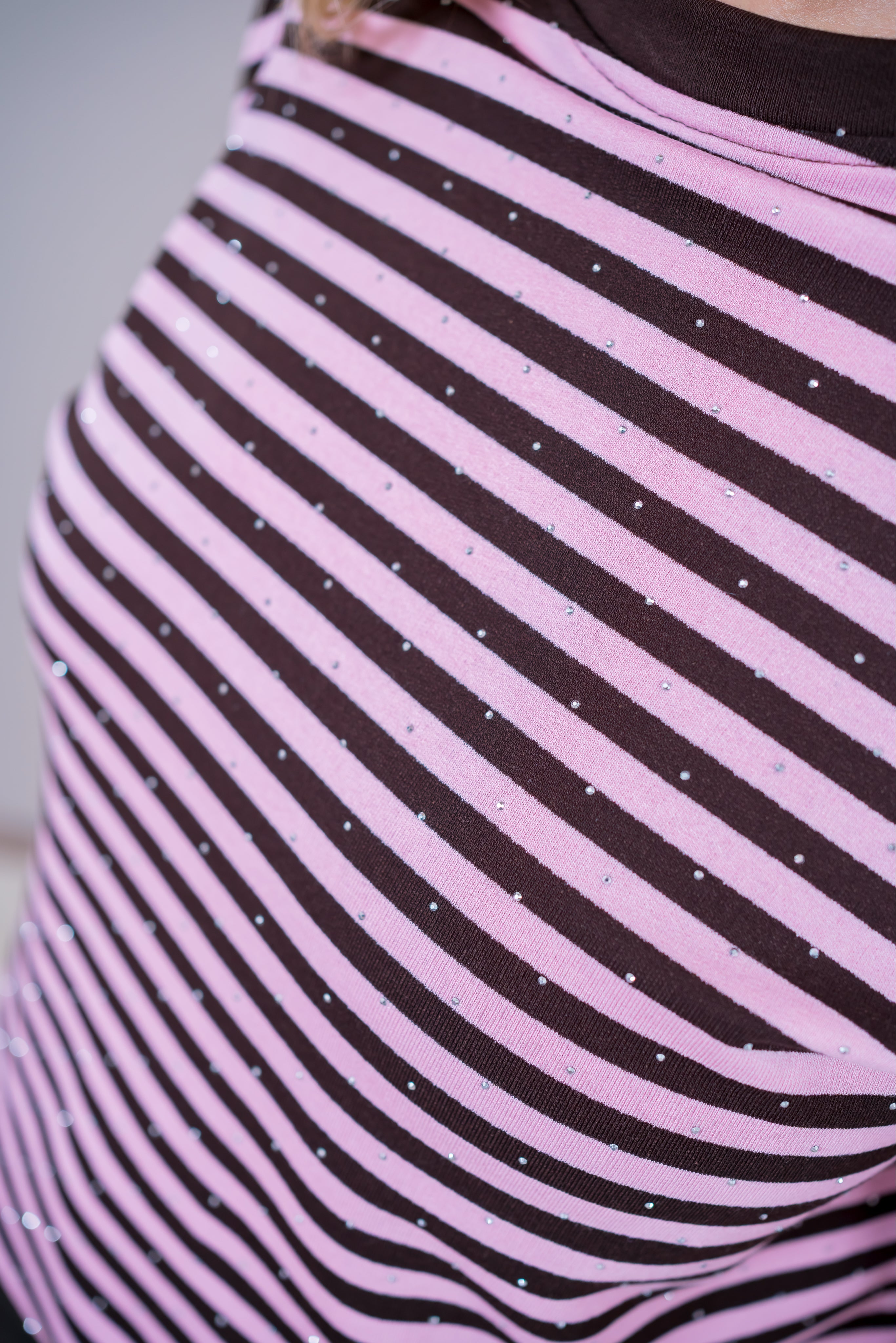 Ringel-Shirt mit Strasssteinen, rosa/braun