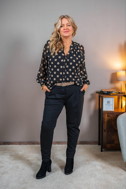 Bluse mit Punkte-Muster, schwarz