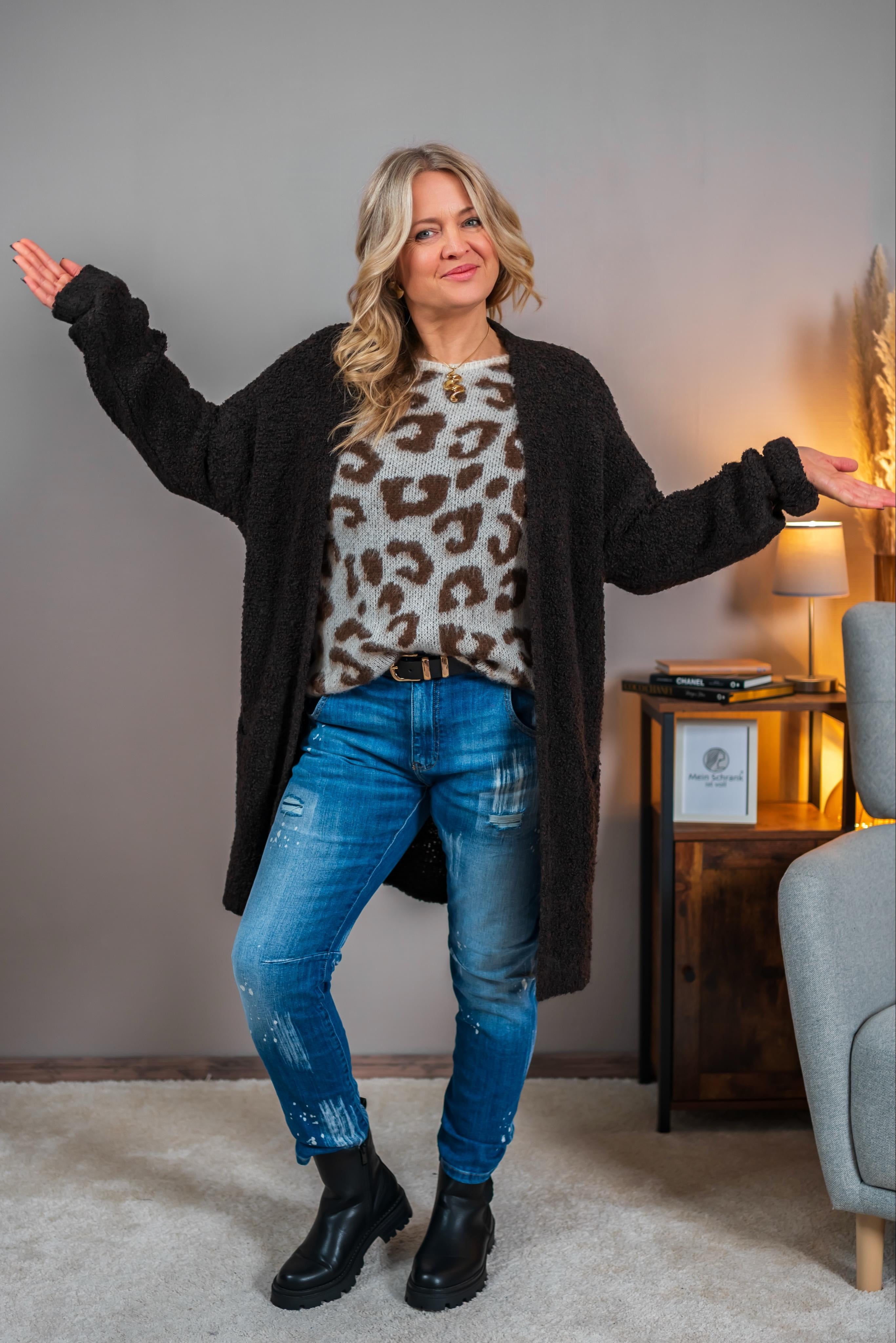 Kuscheliger Strickpullover mit angesagtem Leopardenmuster, creme