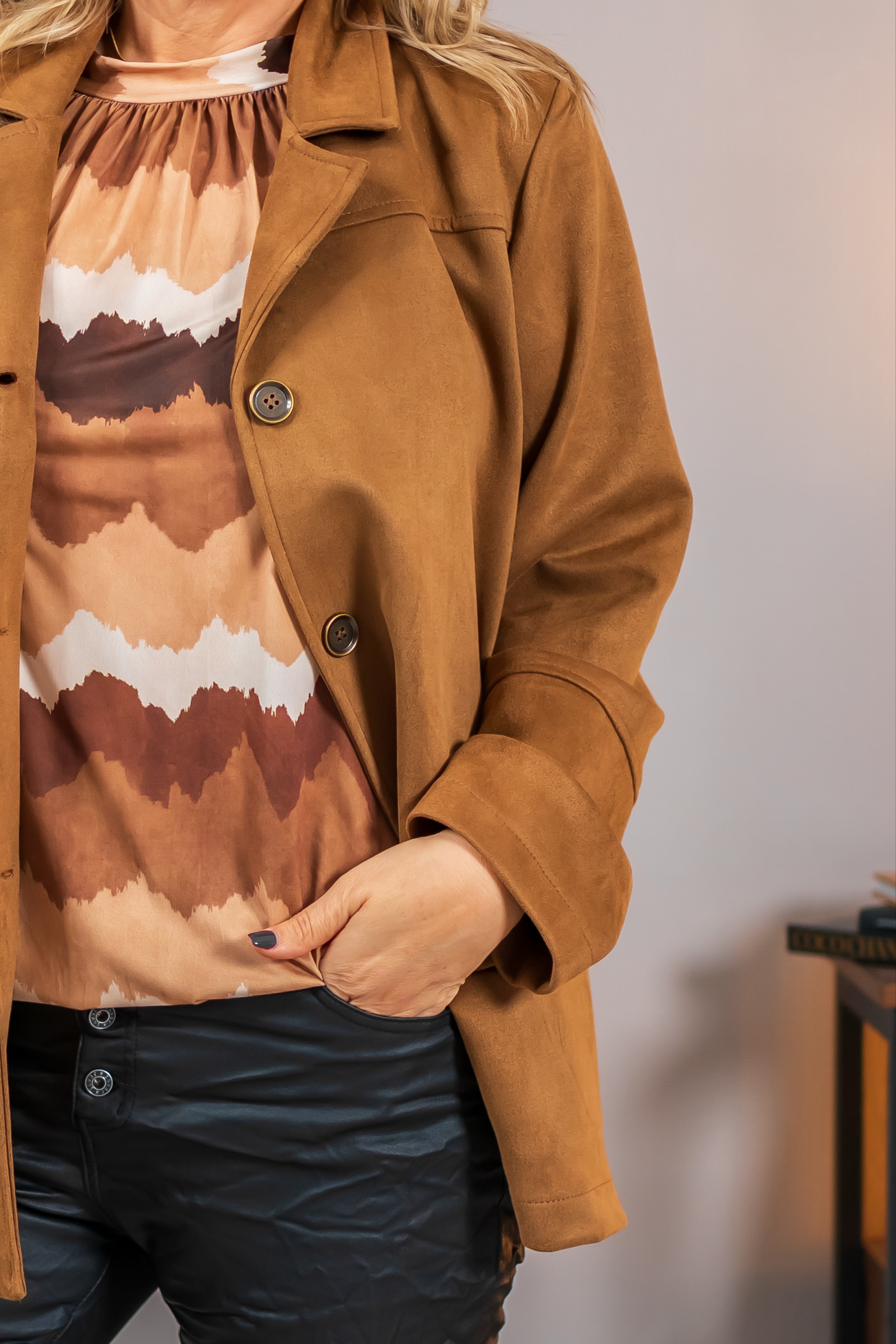 Eleganter Blazer in Velourslederoptik, camel