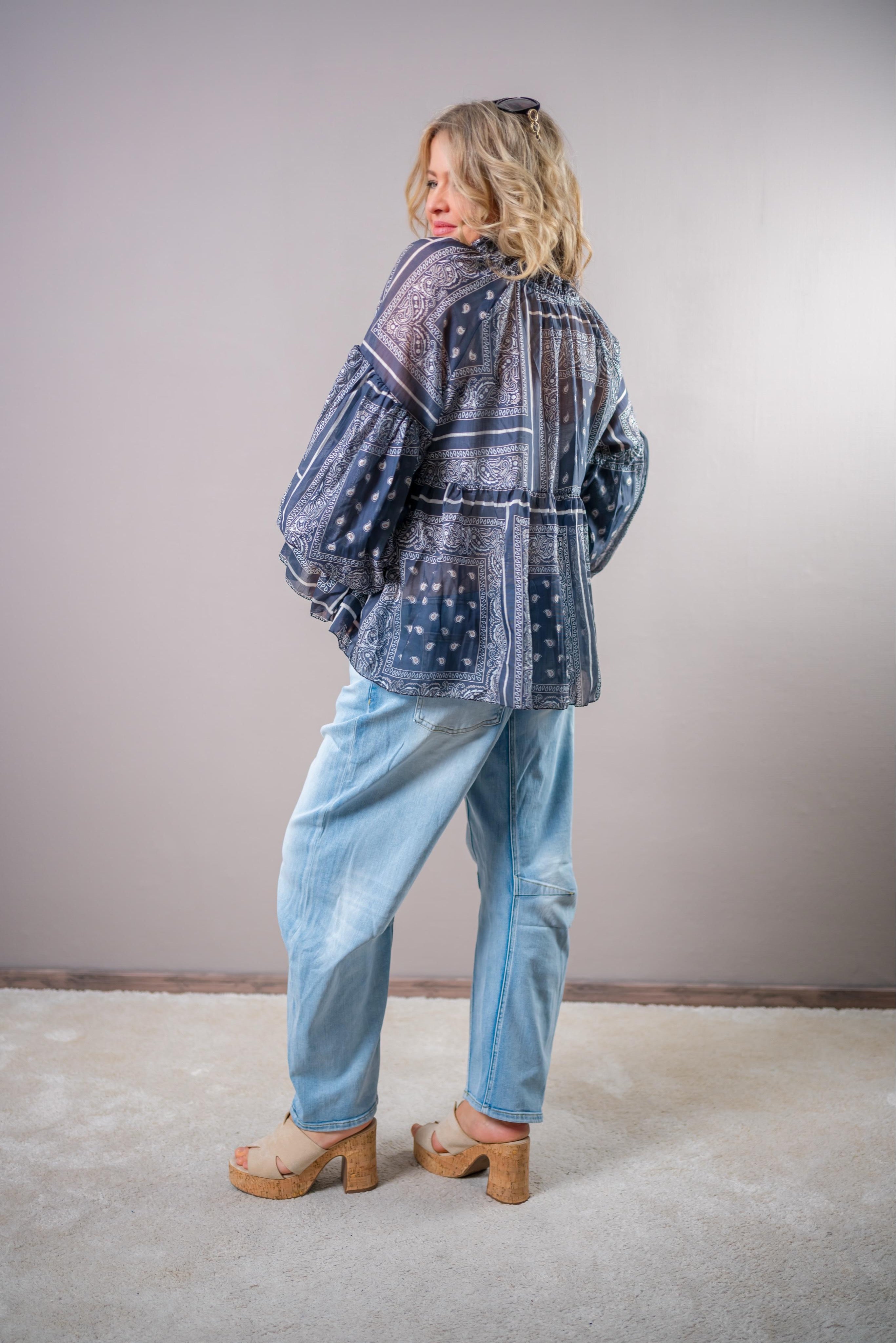 Tunika-Bluse mit Design und Volants, blau/weiß