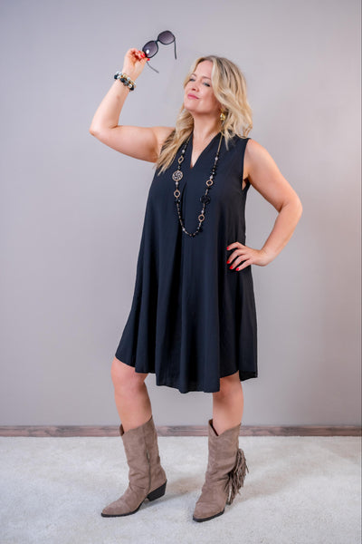Ärmelloses Midi-Kleid mit V-Ausschnitt, schwarz