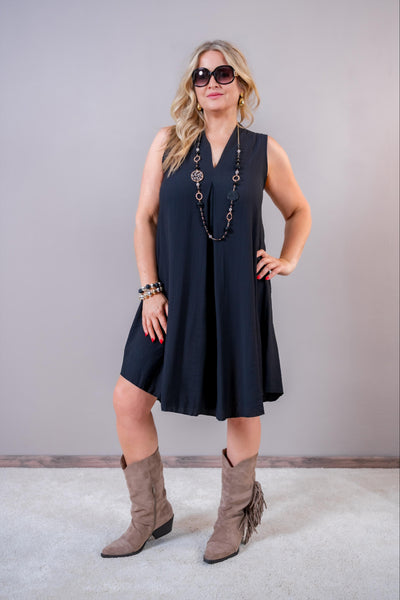 Ärmelloses Midi-Kleid mit V-Ausschnitt, schwarz