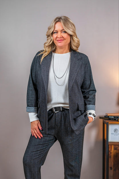 Blazer mit Fischgrätenmuster und feinen Nadelstreifen, grau