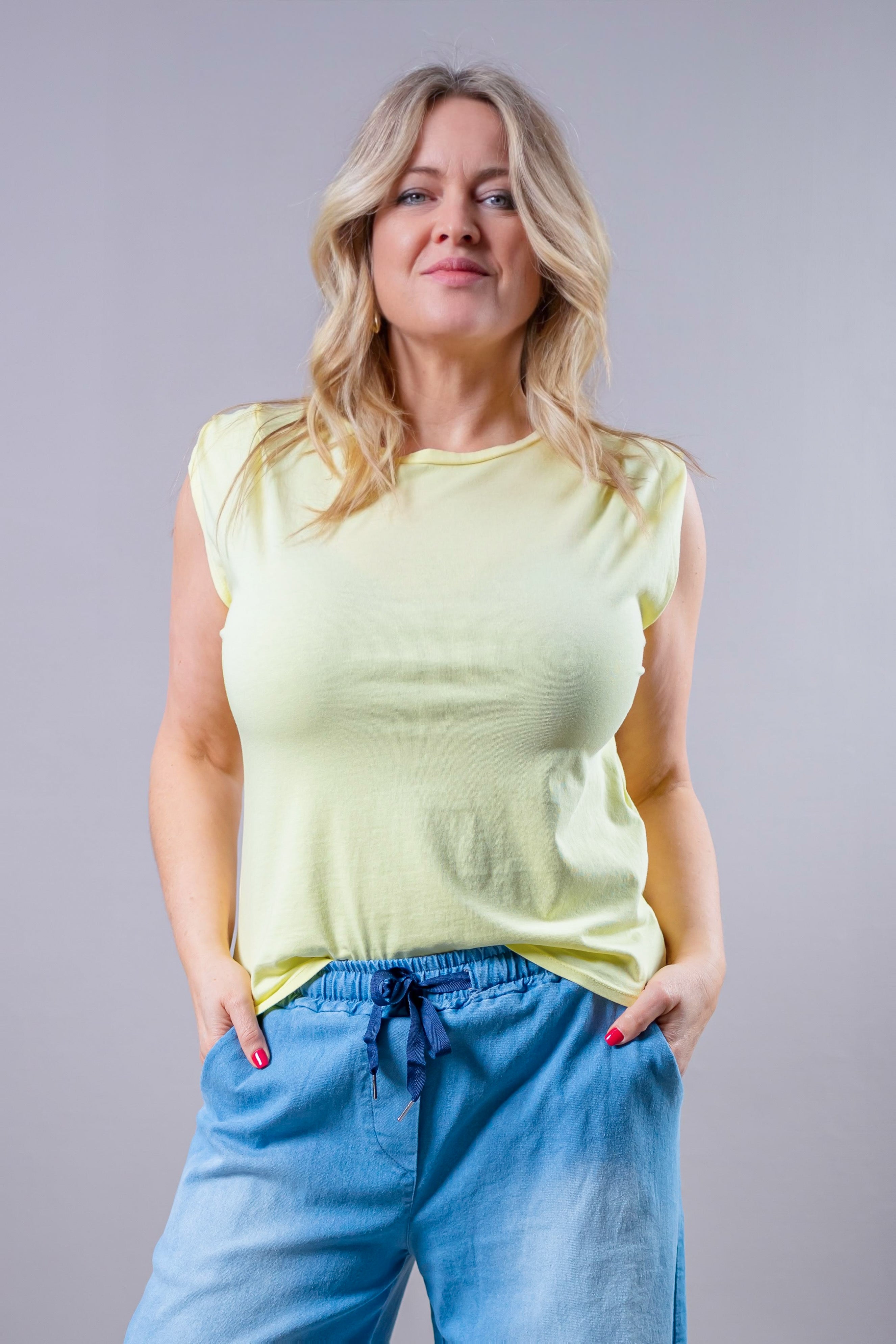 Ärmelloses Shirt mit geraffter Schulter, gelb