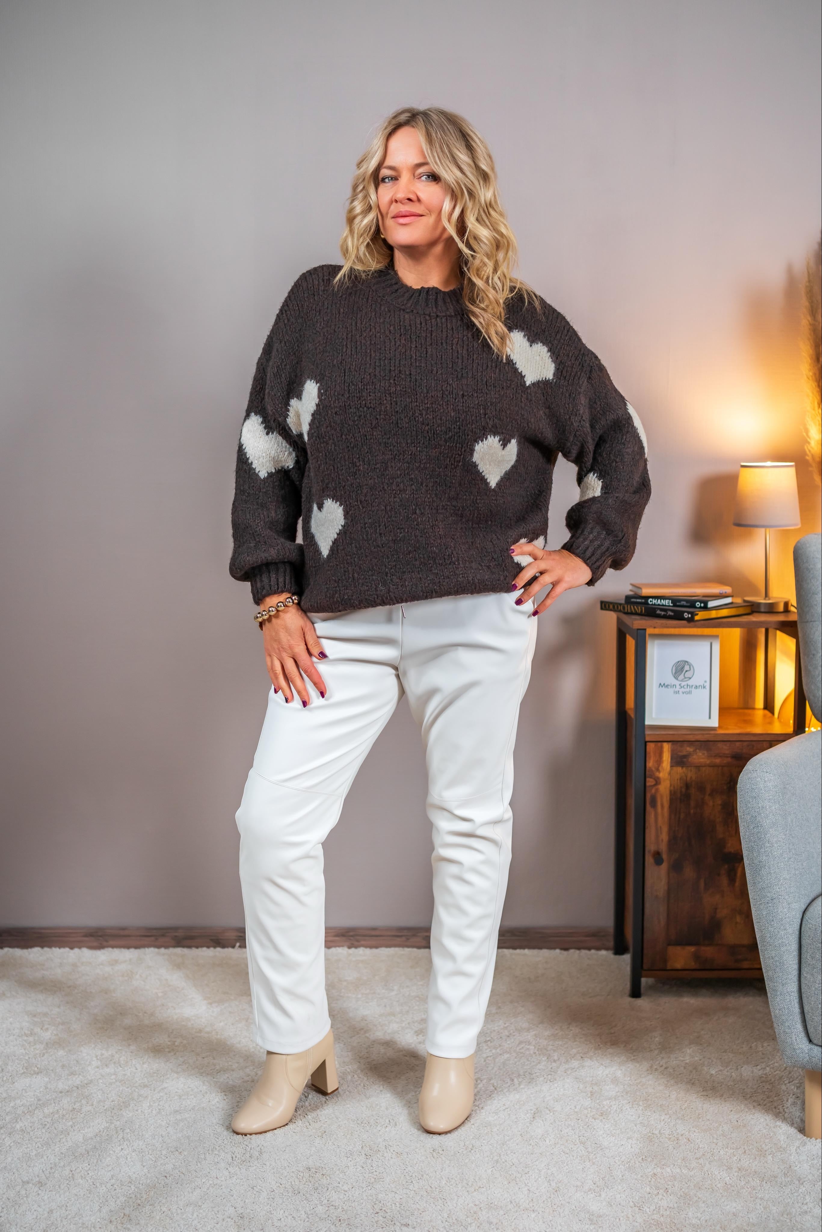 Strickpullover mit Herz-Details, braun/creme