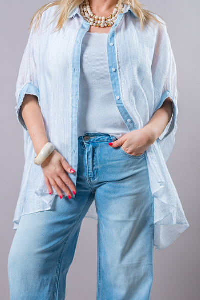 Jeans mit modernem Used-Look, gewaschenes hellblau