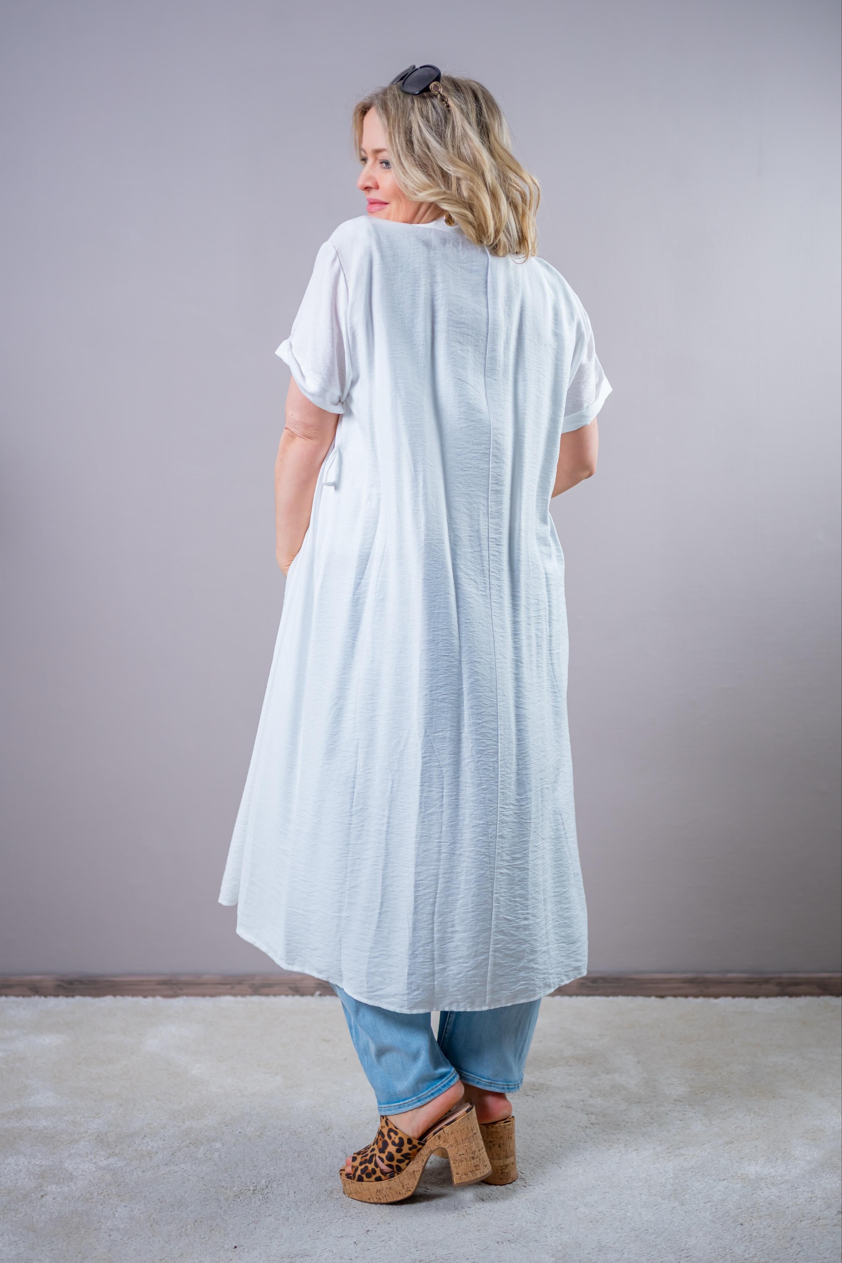 Lässiges Hemdkleid in Weiß