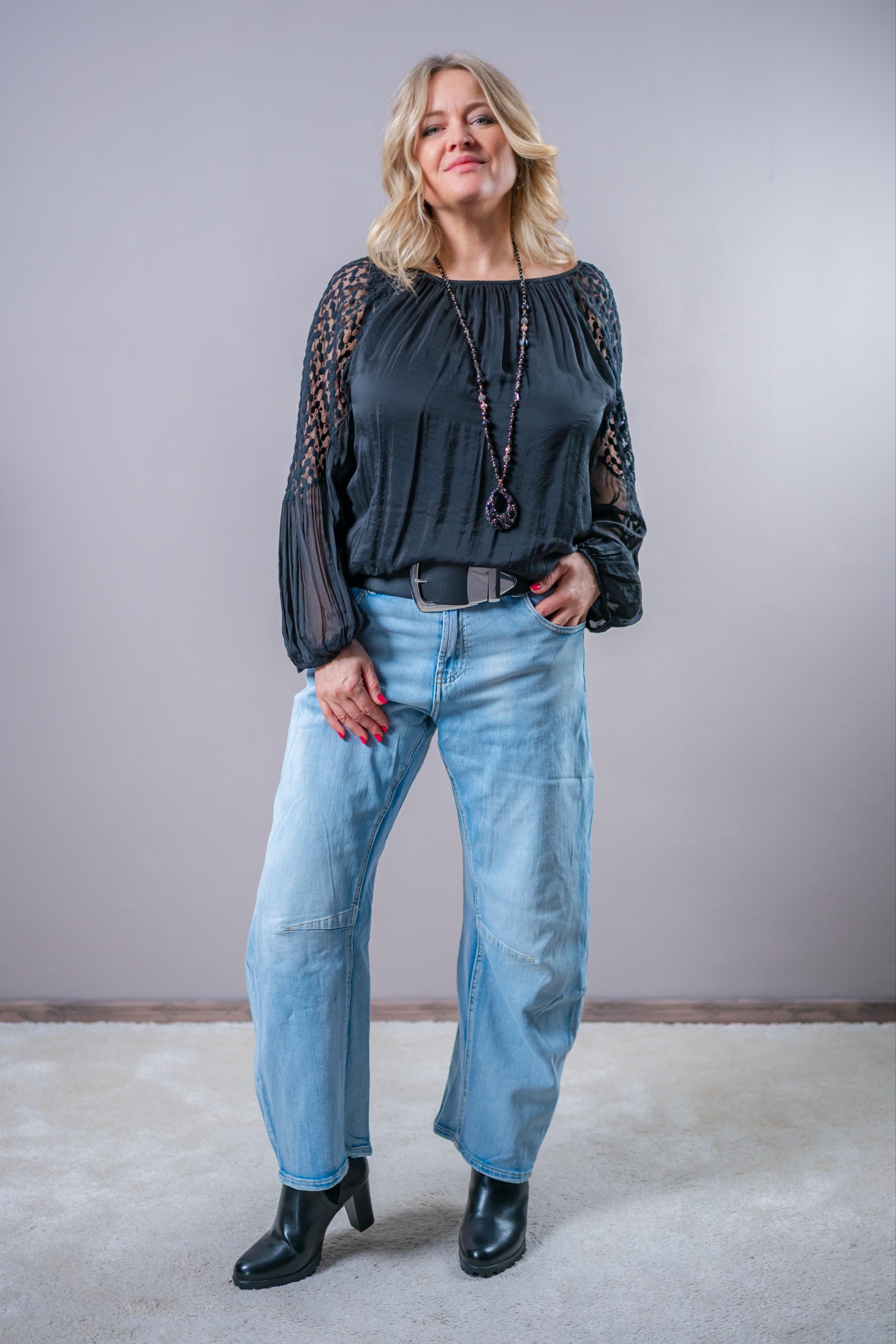 Bluse mit Spitzeneinsätzen, schwarz