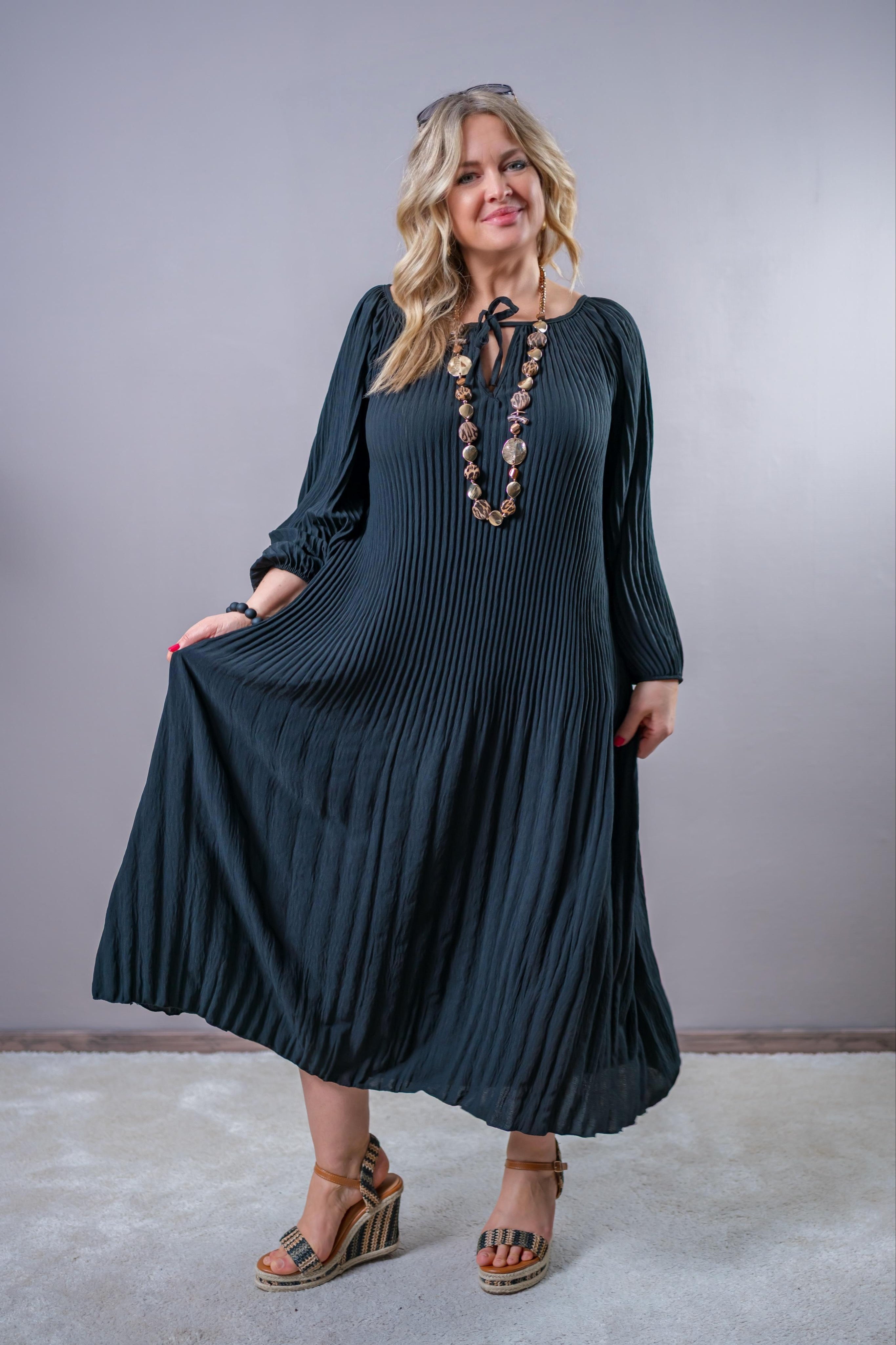 Langes Plissee-Kleid, schwarz