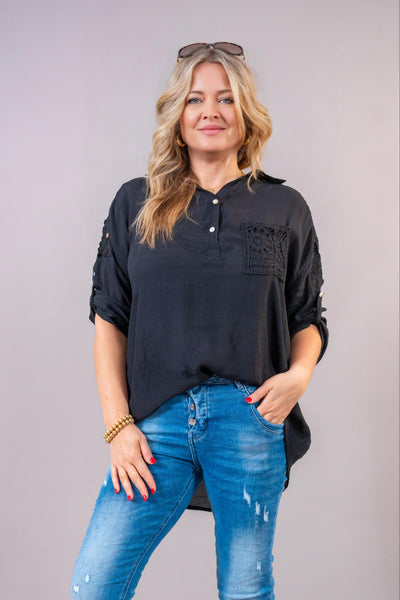 Bluse mit Häkeleinsatz, schwarz