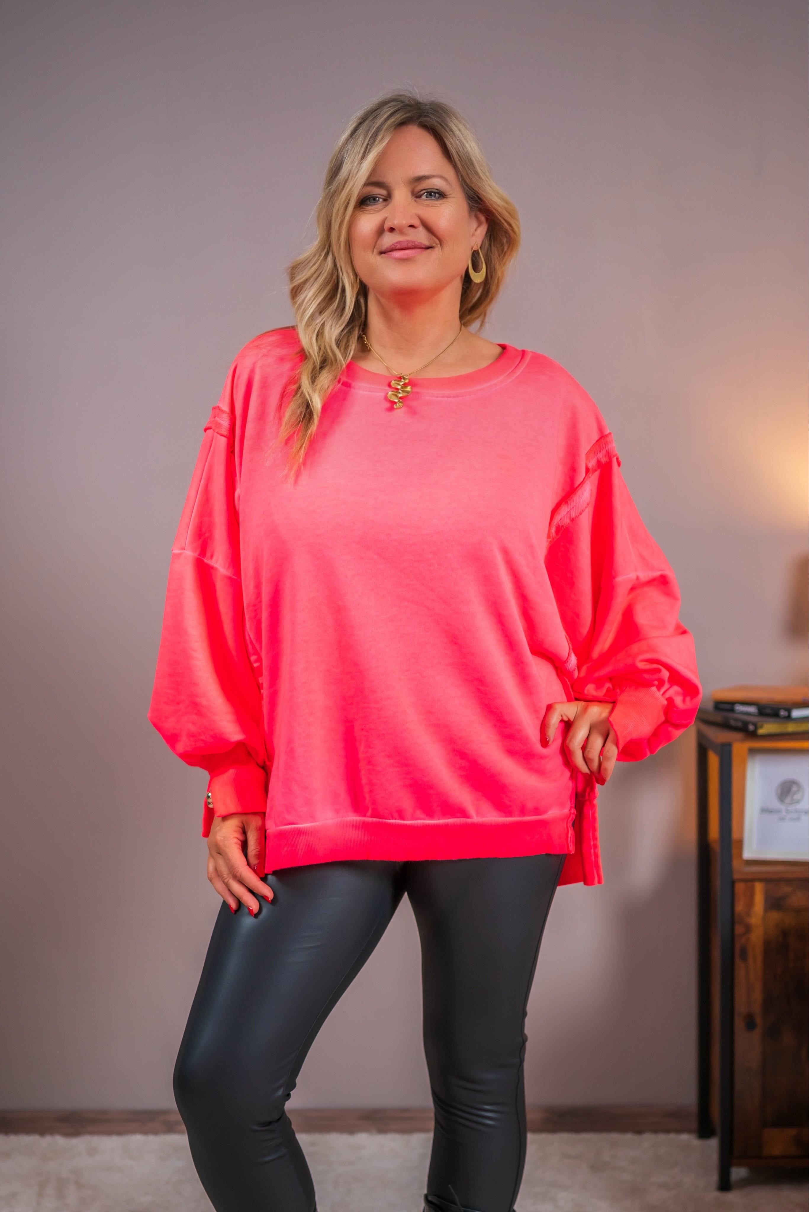 Oversize-Sweatshirt in Neon-Pink