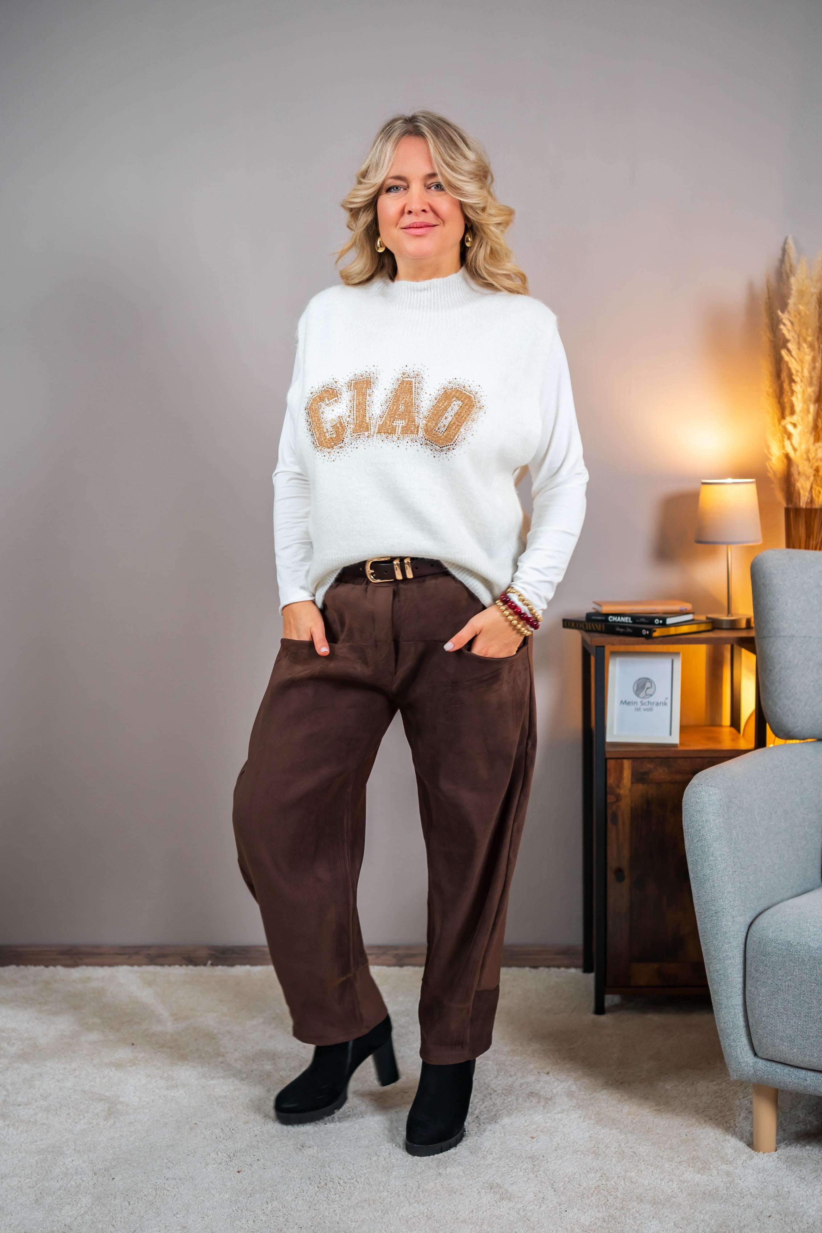 Strickpullunder mit Steinchendetails, cremeweiß