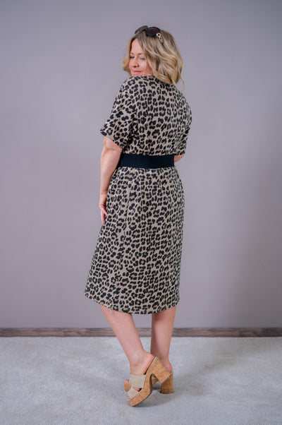 Leo-Shirtkleid mit Print, schwarz/beige