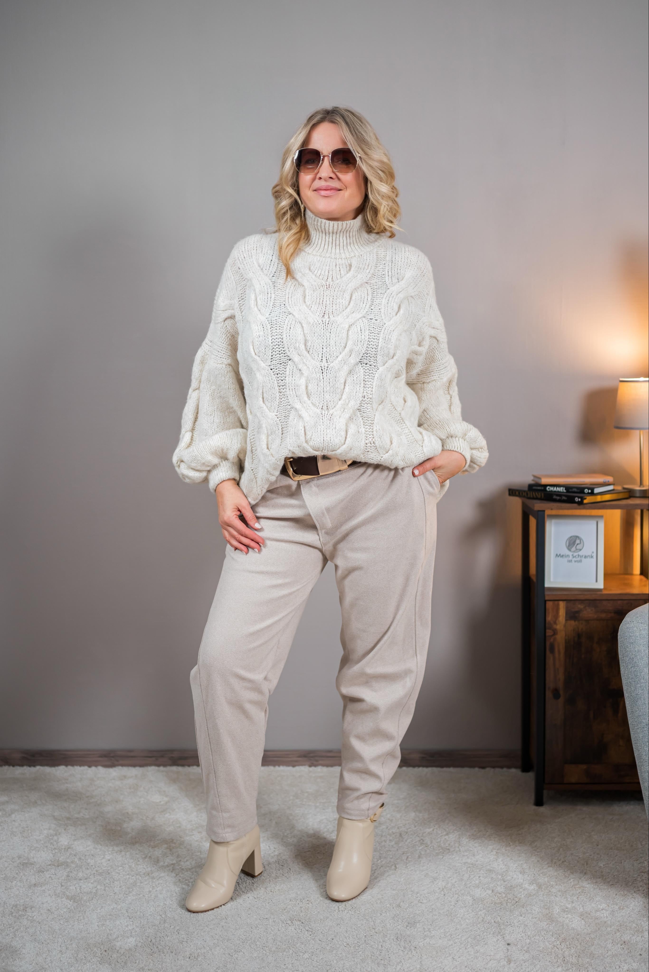 Strickpullover mit Zopfmuster, creme