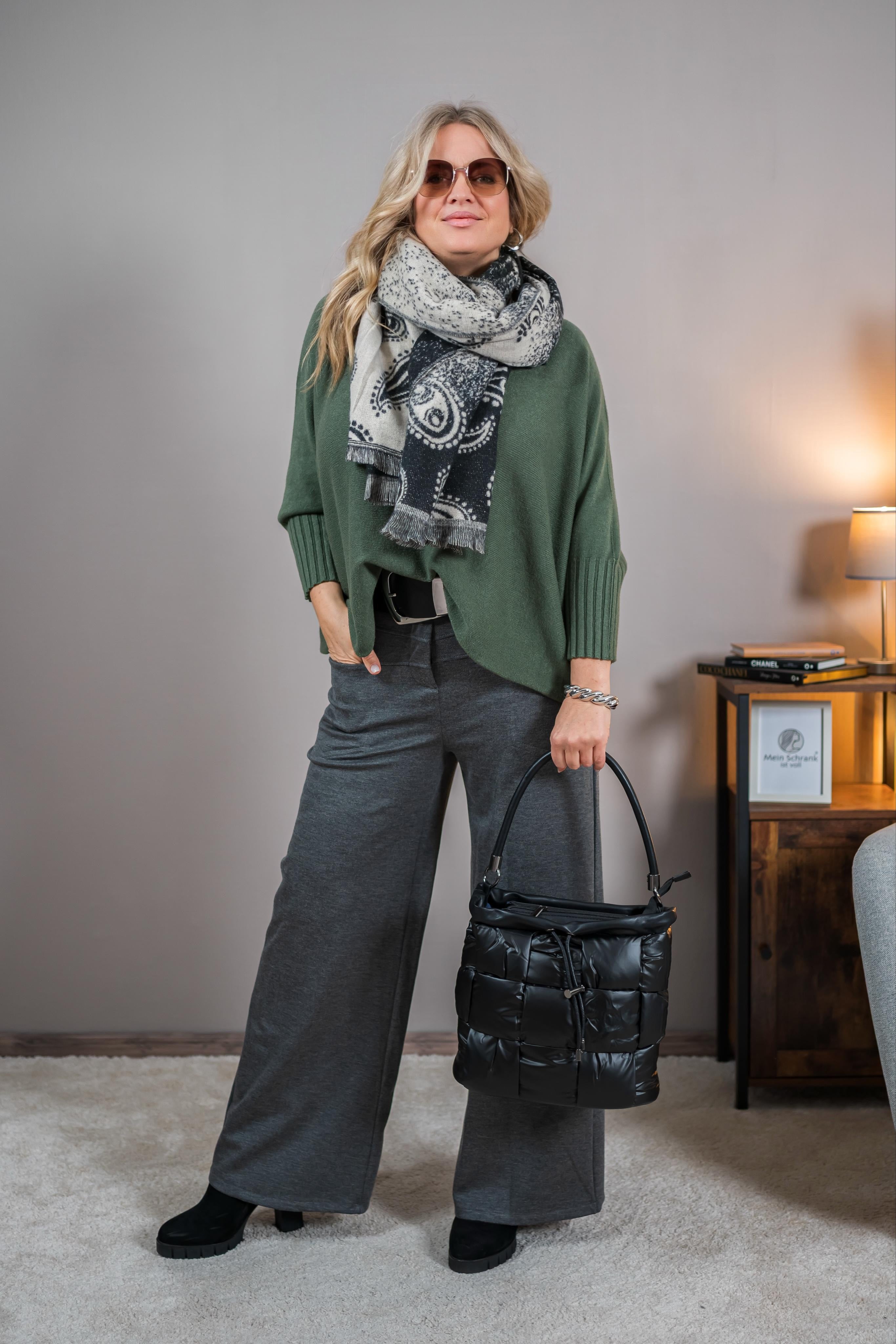 Strickpullover mit Stehkragen, khaki