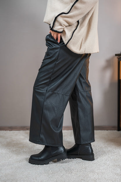 Culottehose in Lederoptik, schwarz