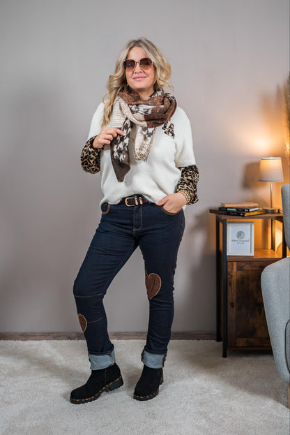 Jeans mit Herz-Patches und Vintage-Details, dunkelblau