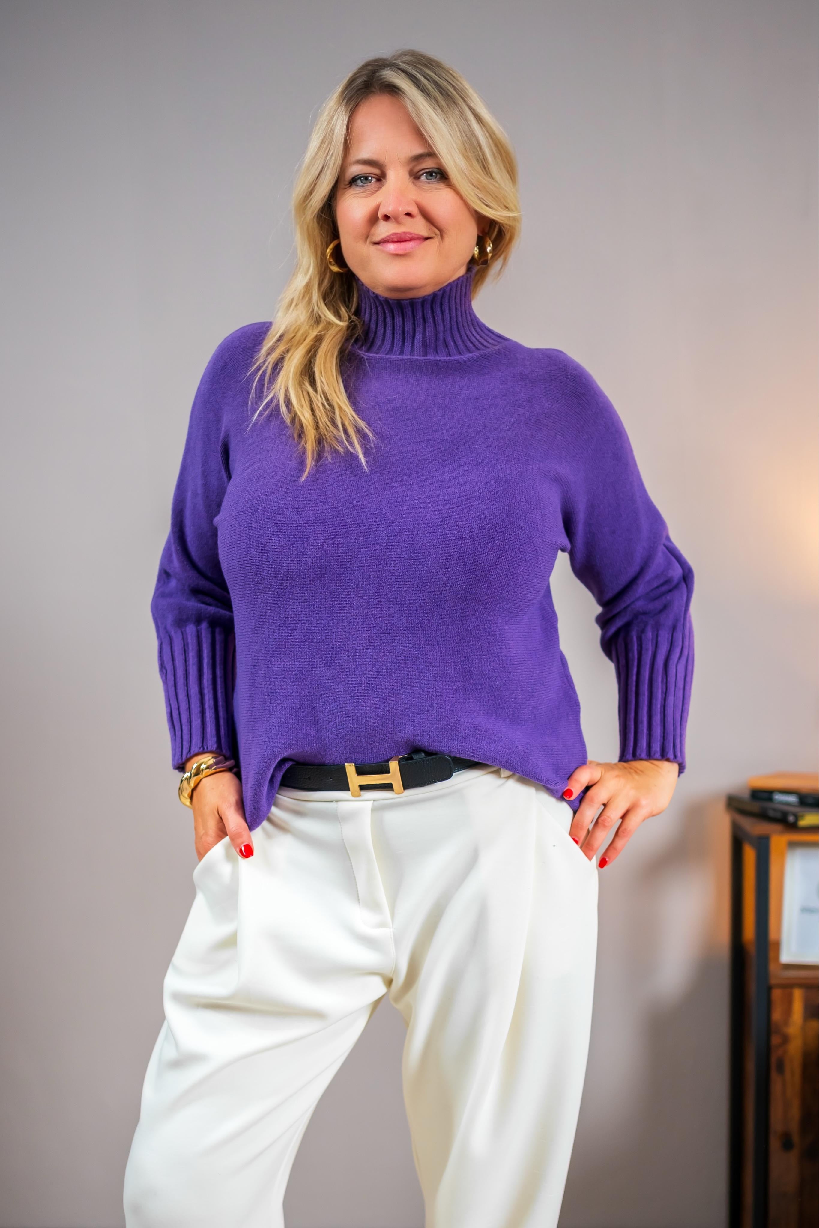 Strickpullover mit Stehkragen, lila