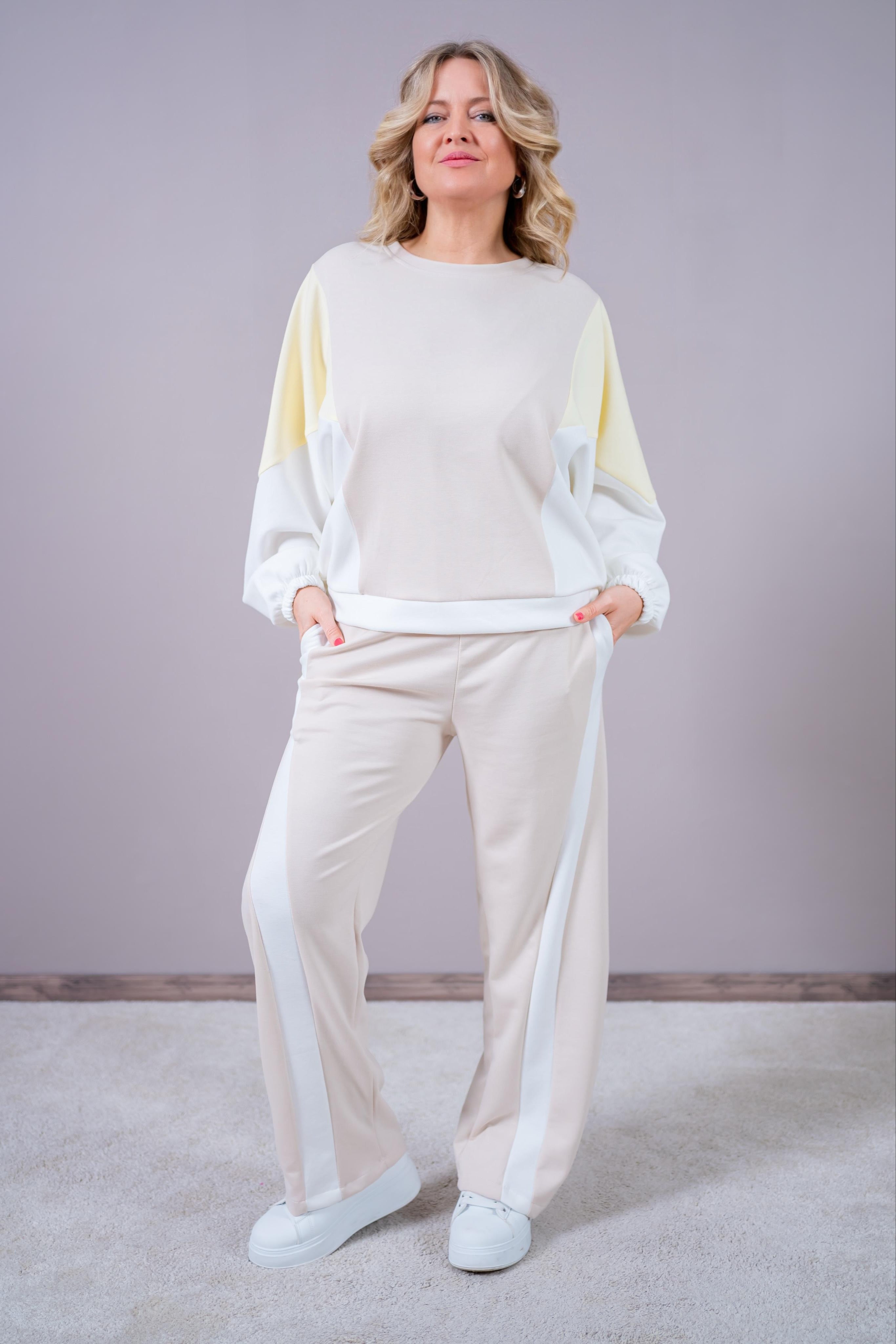 Lässiges Sweatshirt in Soft Beige