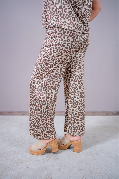 Weiche Stoffhose, Leo-Muster