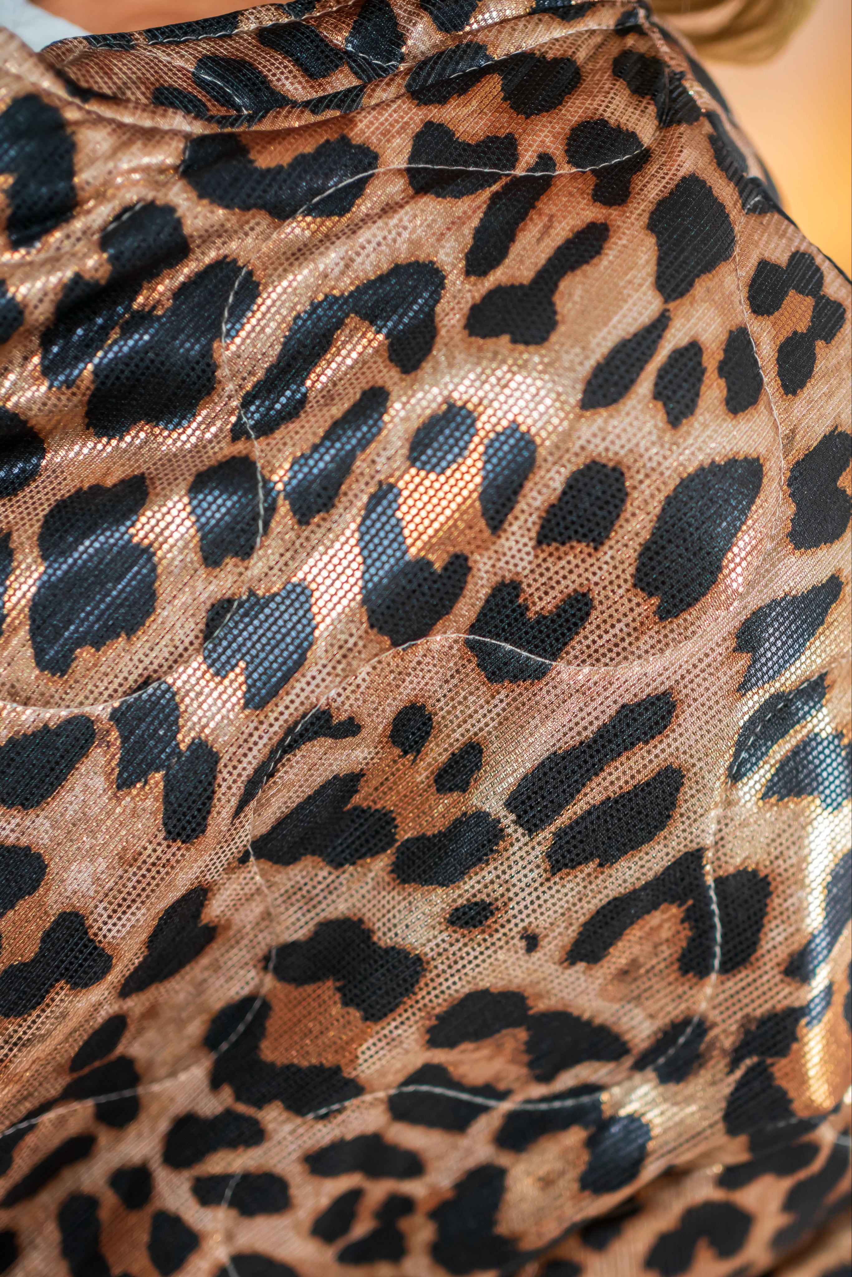 Leichte Steppjacke im Leo-Print