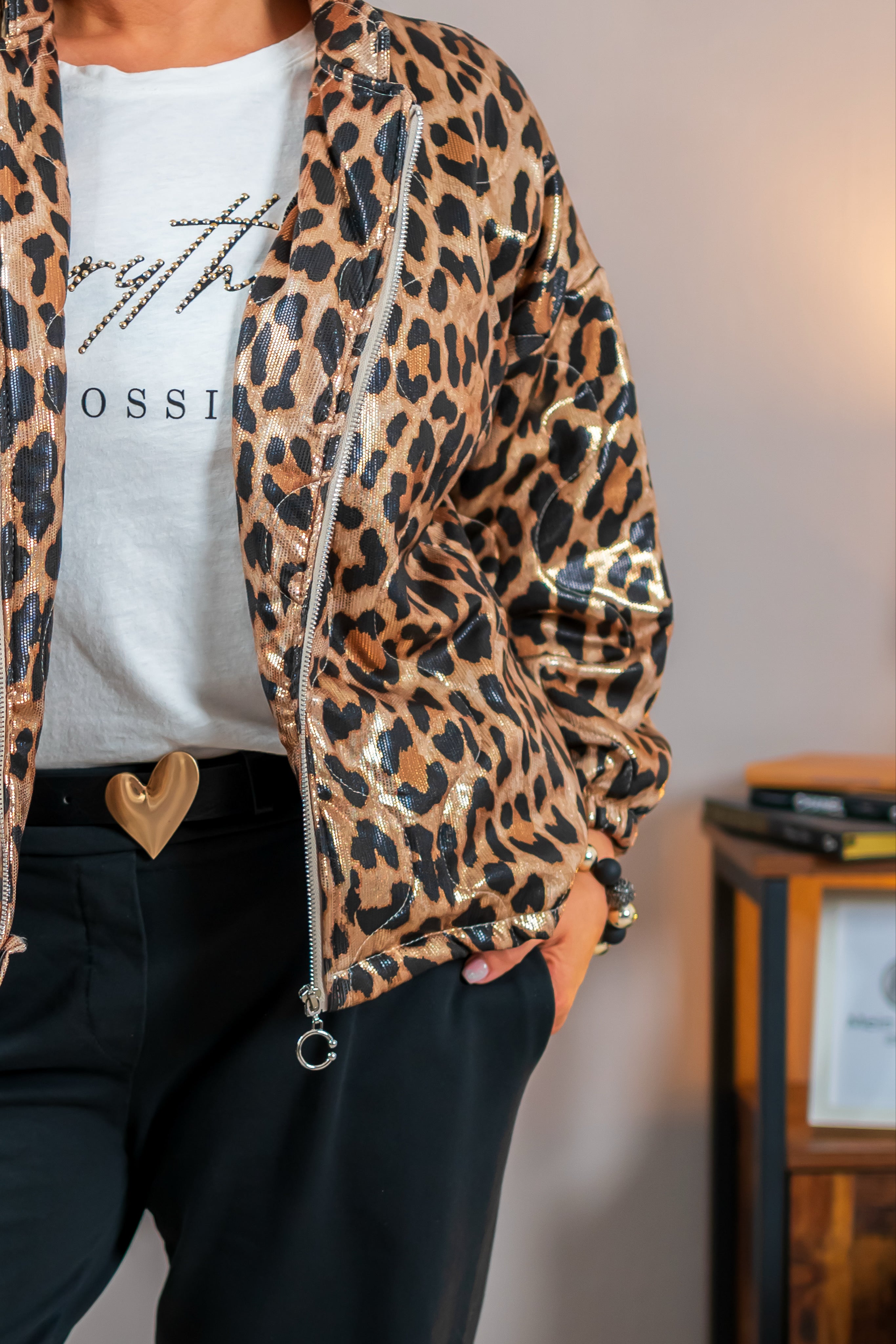 Leichte Steppjacke im Leo-Print