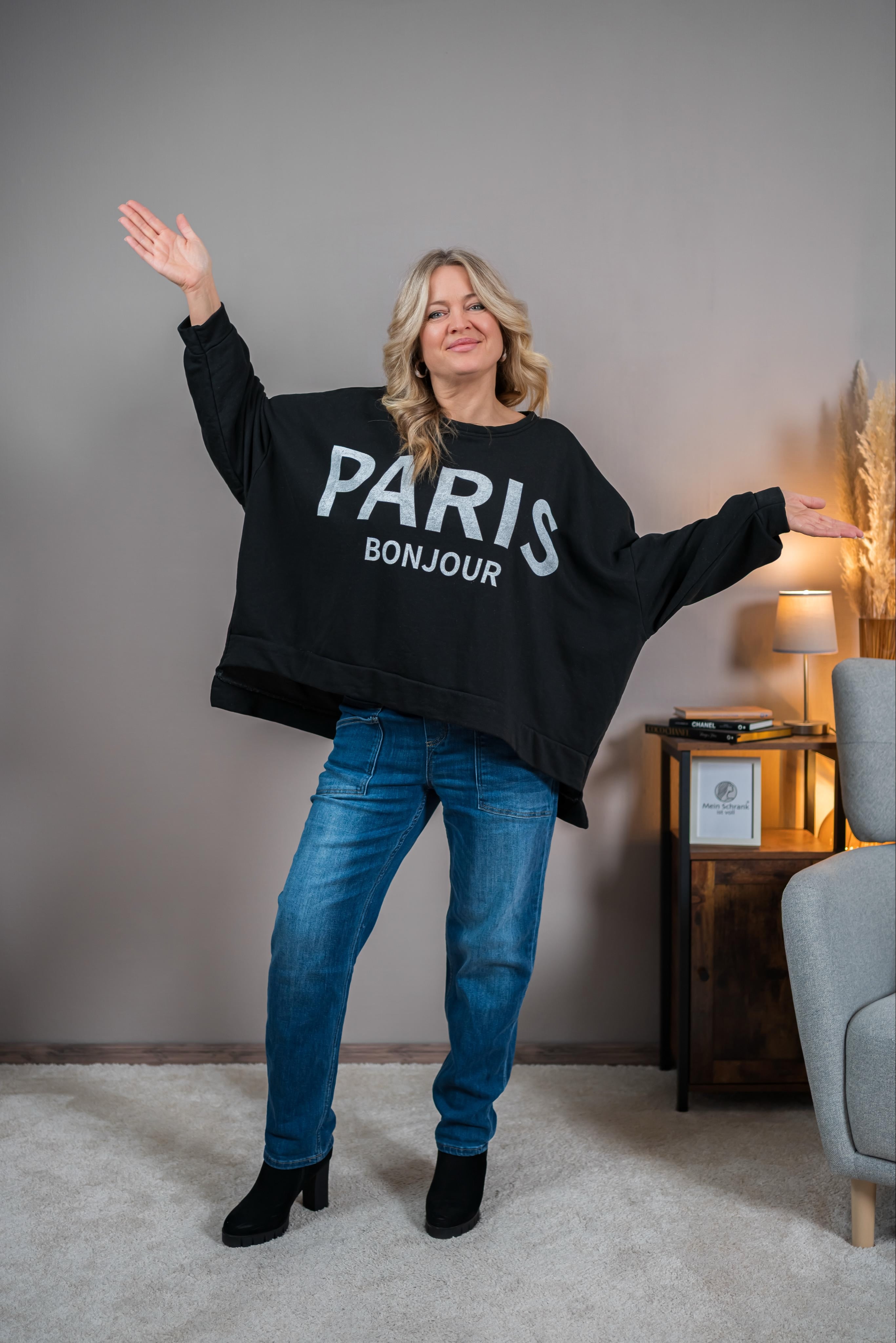 Oversize-Sweatshirt mit Schriftzug, schwarz