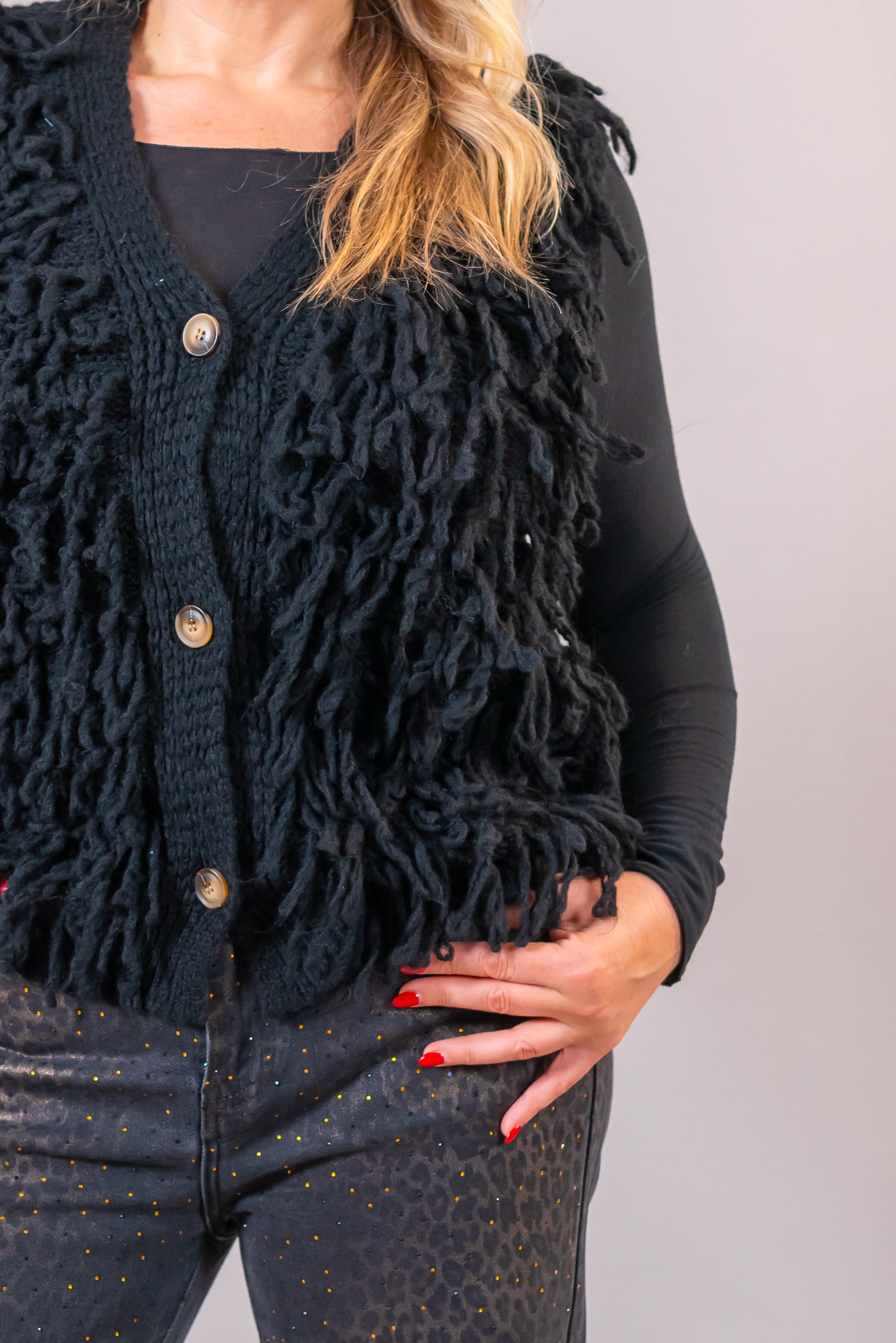 Strickweste mit Fransen, schwarz